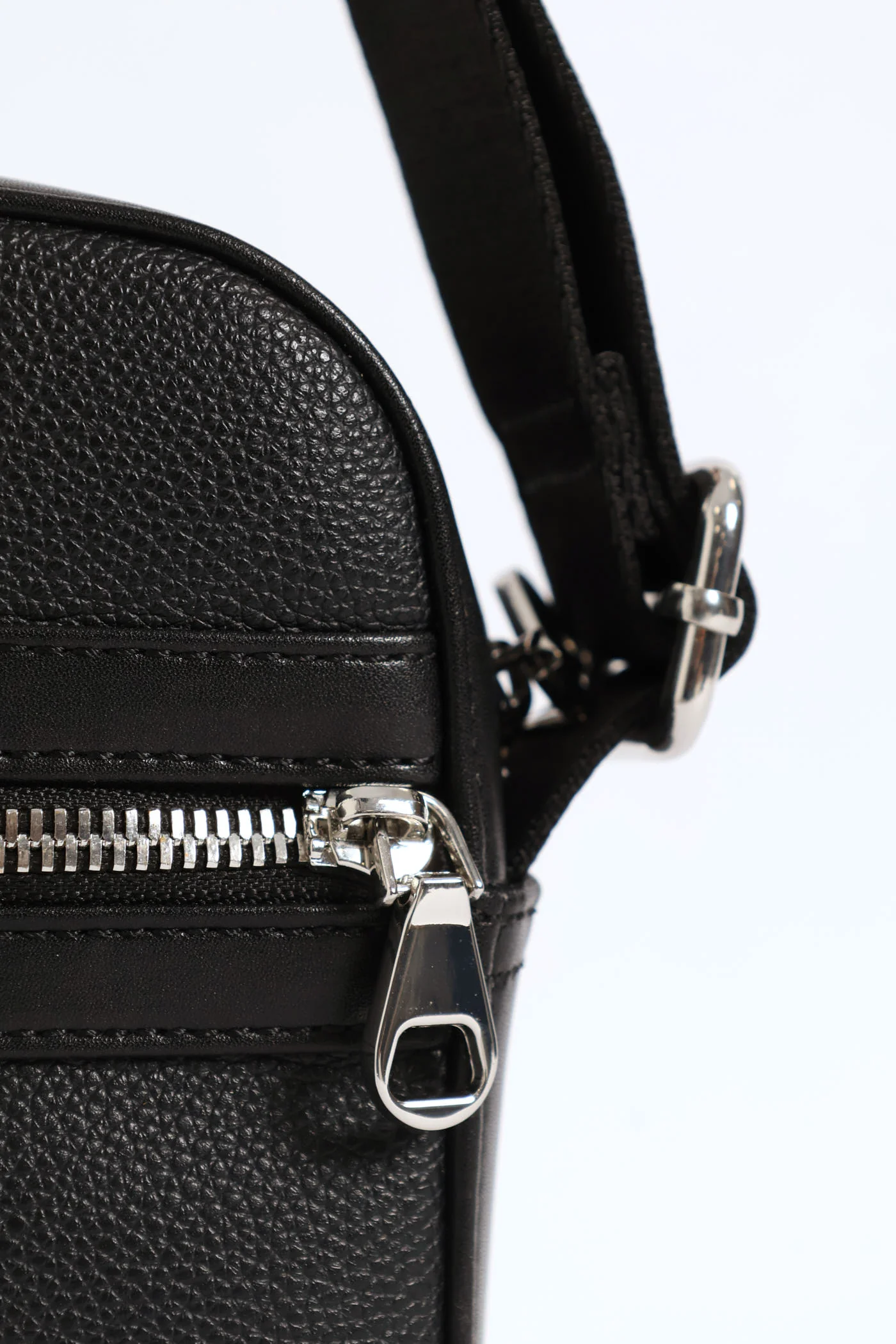 Lyon Compact Crossbody Bag - Black - Image 5