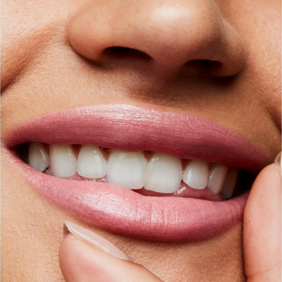 Frost Lipstick - Image 3