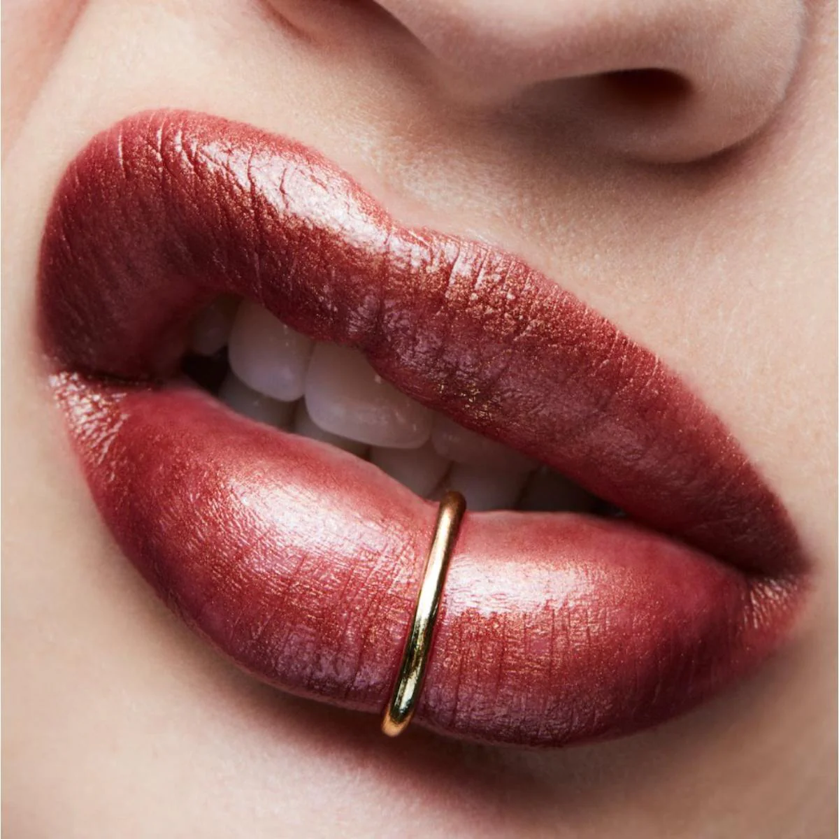 Frost Lipstick - Image 9