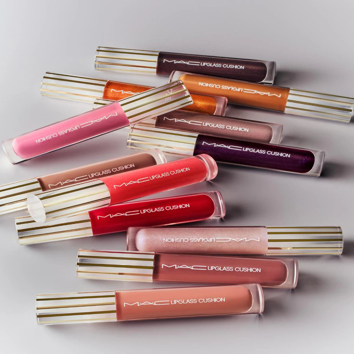 Lipglass Cushion High-Pigment Lip Oil - Image 6