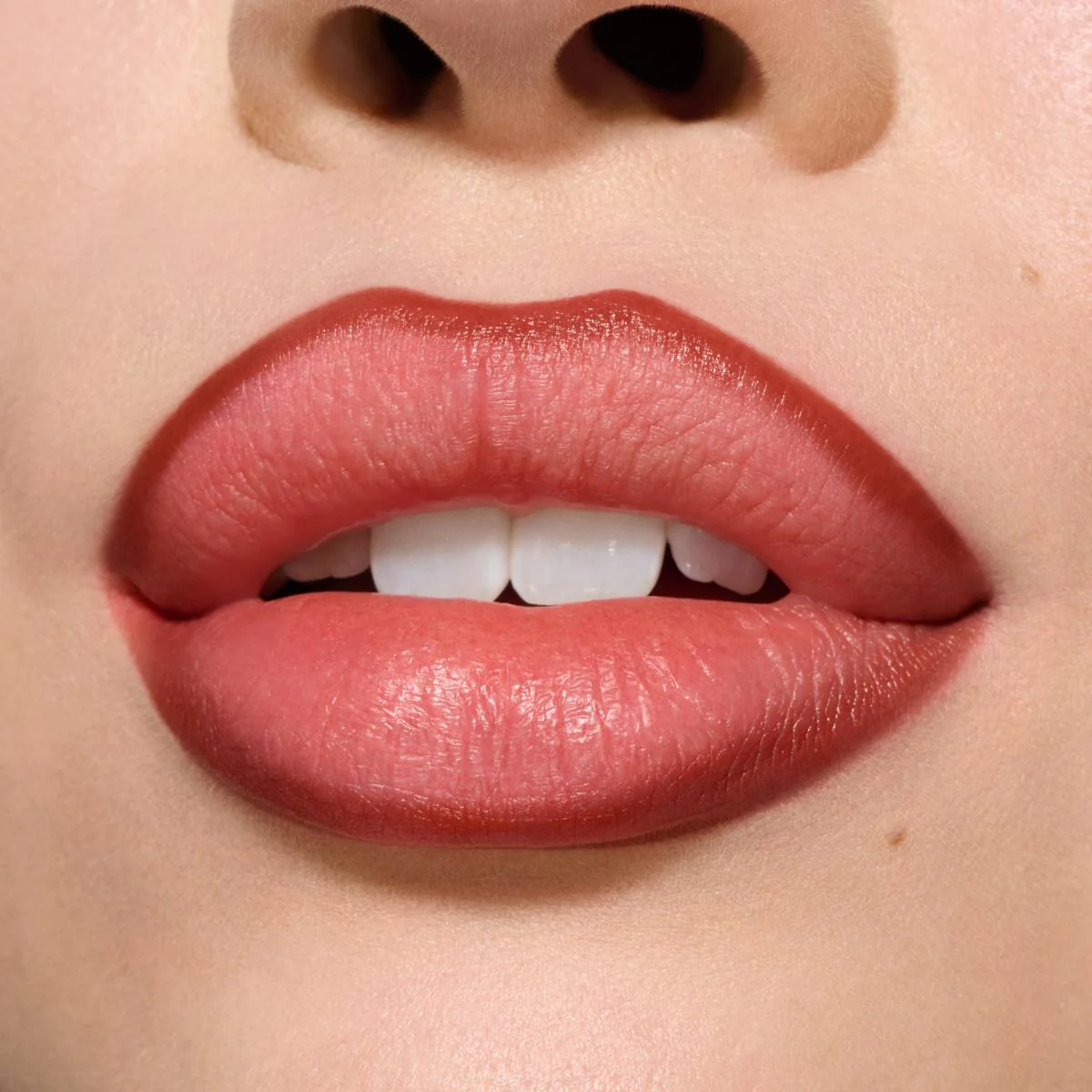 Lipglazer Glossy Liner - Image 13