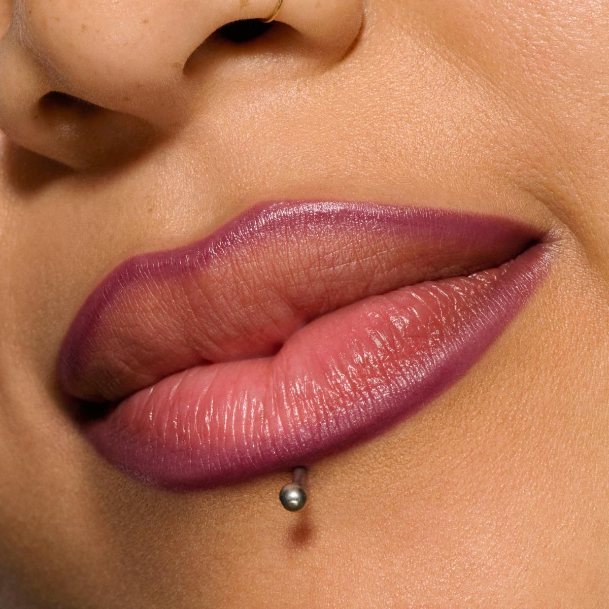 Lipglazer Glossy Liner - Image 19