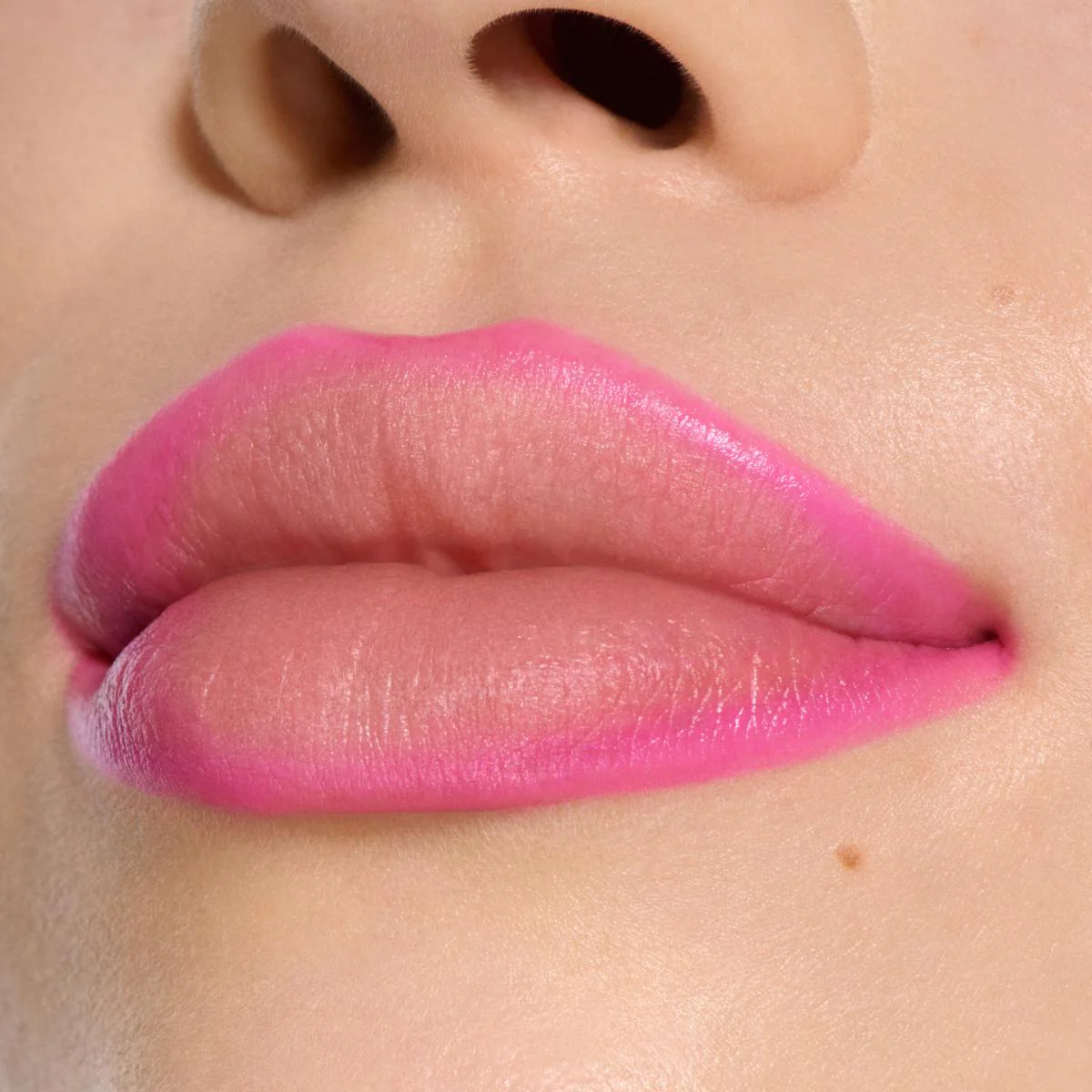 Lipglazer Glossy Liner - Image 3