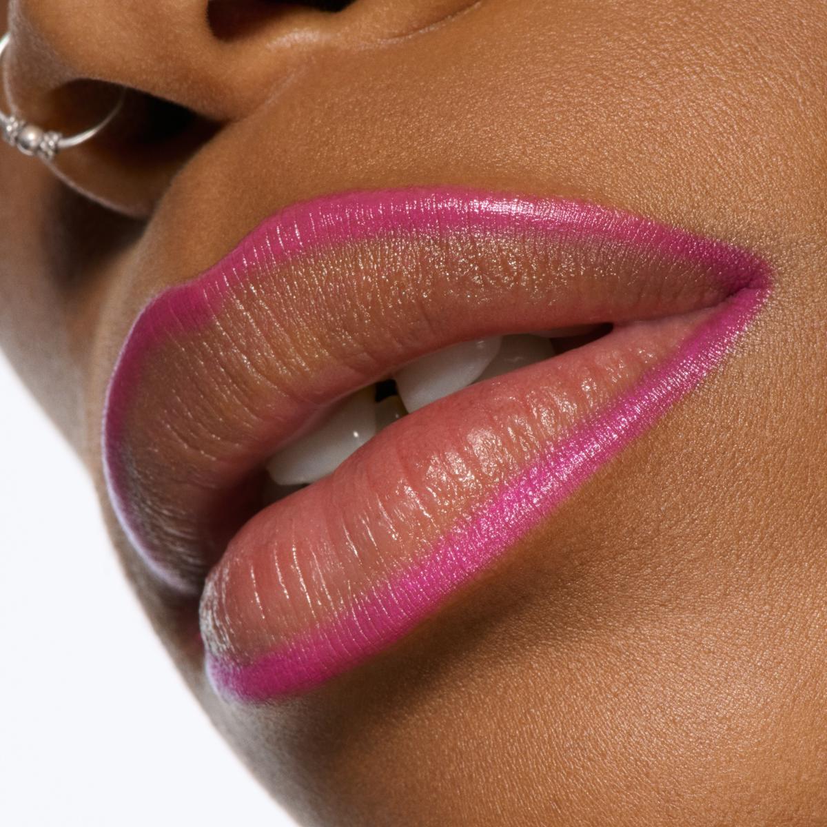 Lipglazer Glossy Liner - Image 5