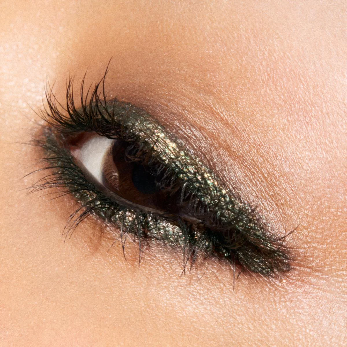 Prismatica Liquid Eye Liner - Image 3