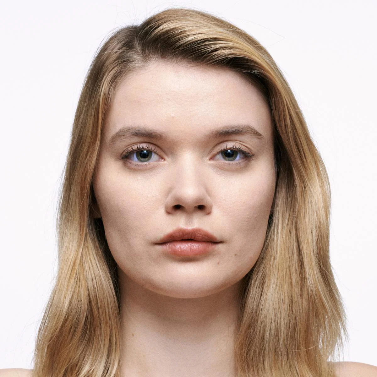 Studio Fix 36Hr Smooth Angles Concealer - Image 27