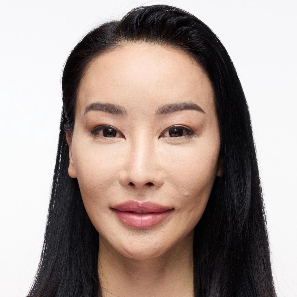 Studio Fix 36Hr Smooth Angles Concealer - Image 3