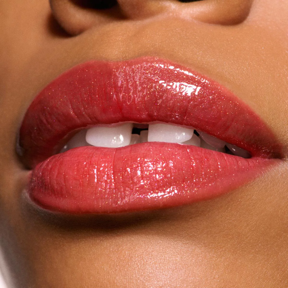 Blowing Air Kisses Glossy Lips Duo / M·A·C Holiday - Image 5