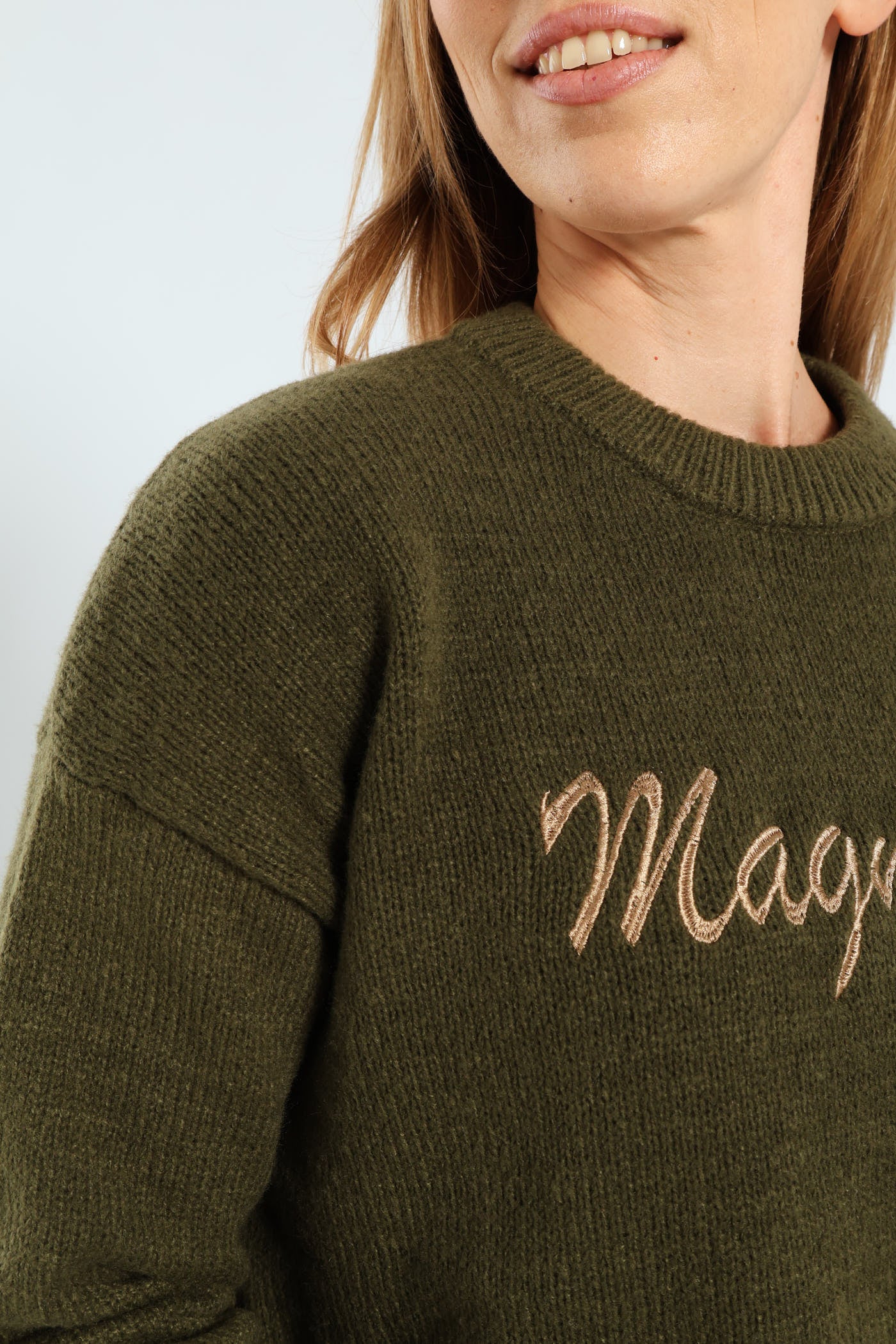 Magnifique Embroidered Pullover - Fatigue - Image 6