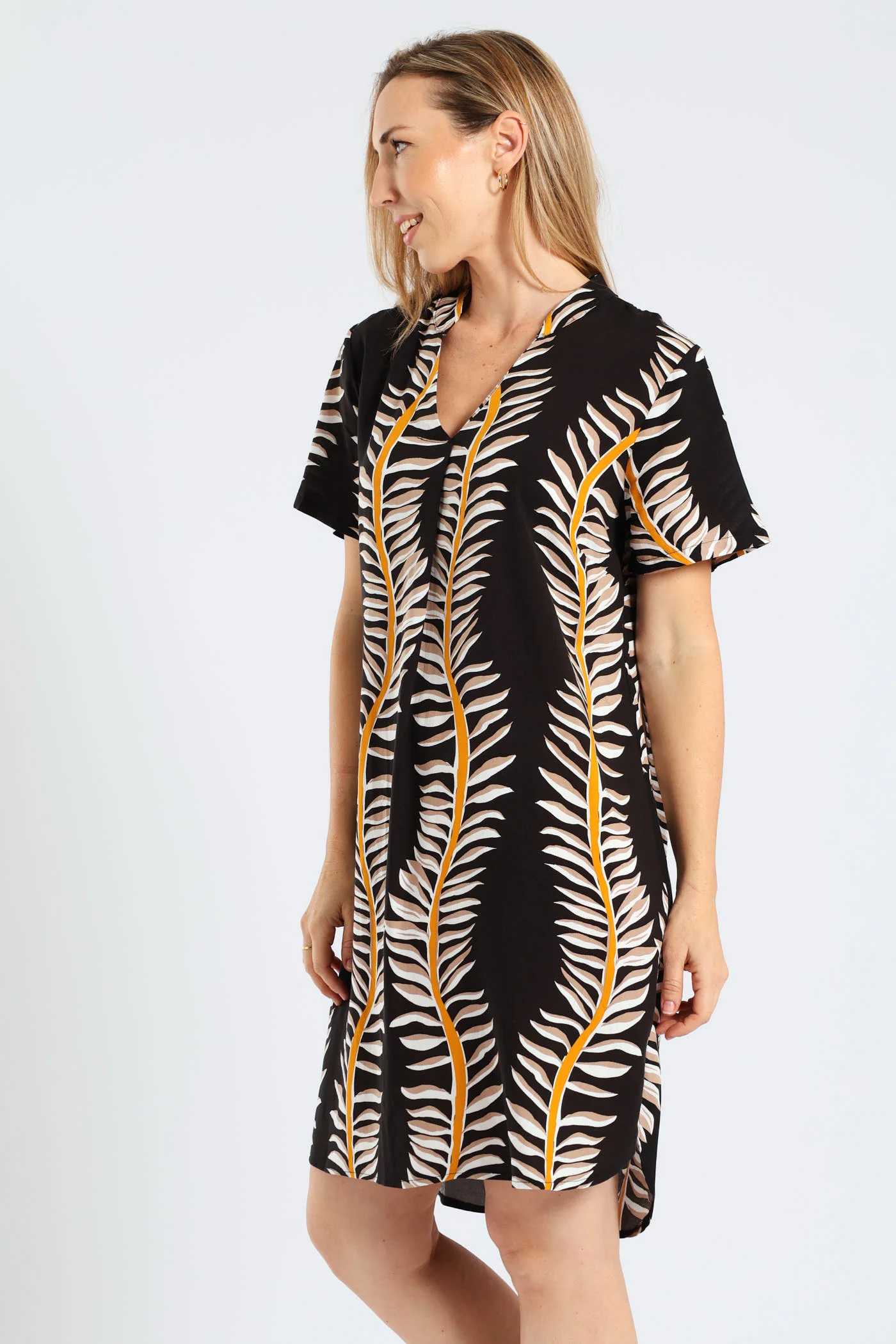 Mandarin Printed Shift Dress - Black/White - Image 3