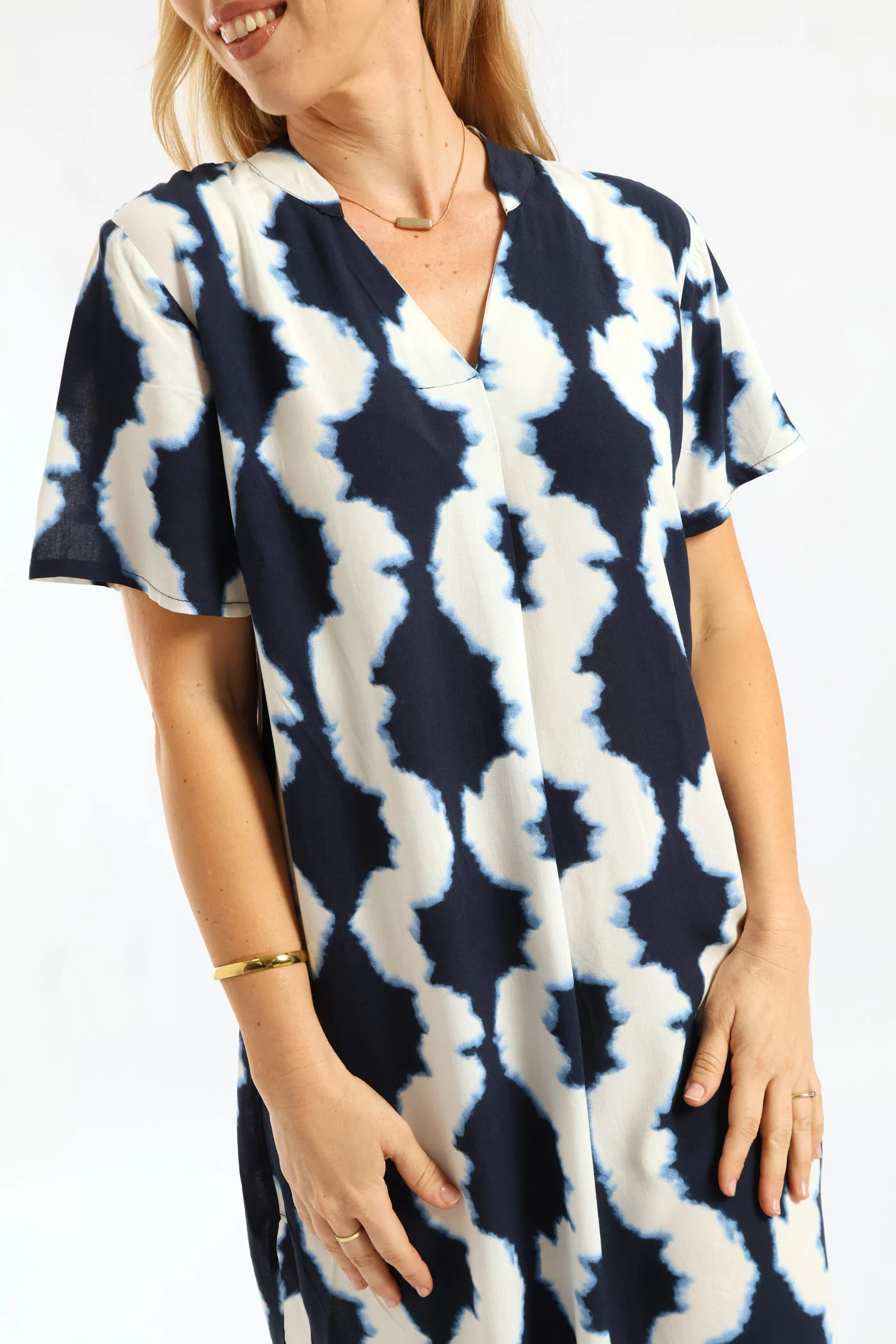 Mandarin Printed Shift Dress - Navy/White - Image 2