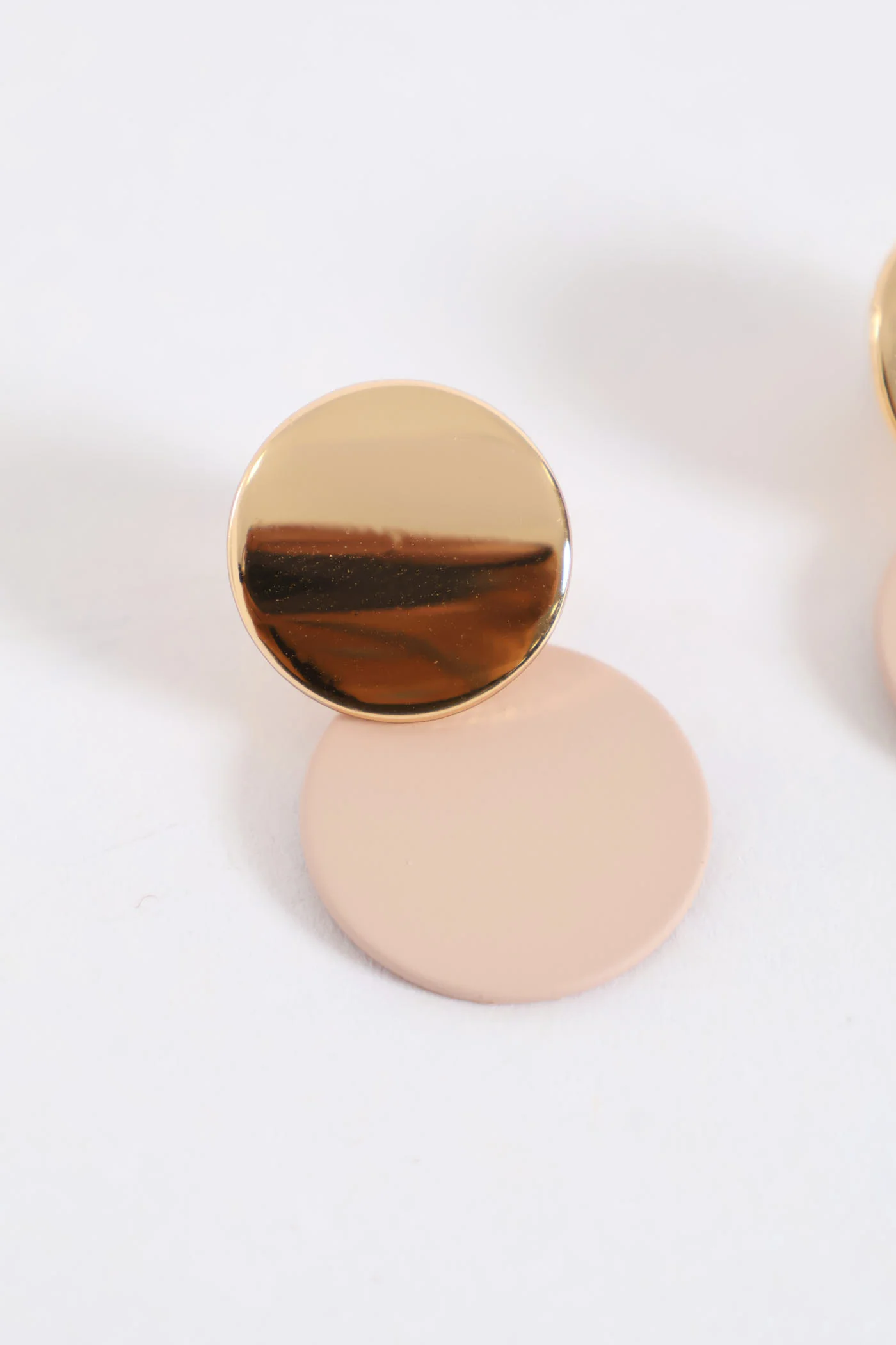 Matte & Gold Disc Earring - Gold - Image 2