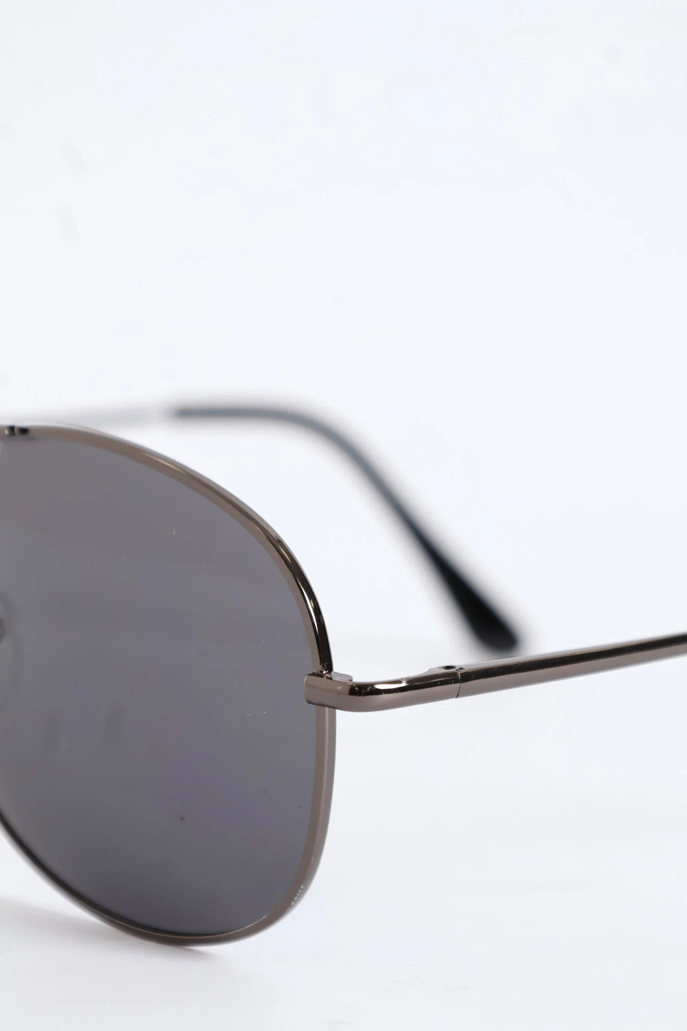 Metal Aviator Sunglasses - Black - Image 2