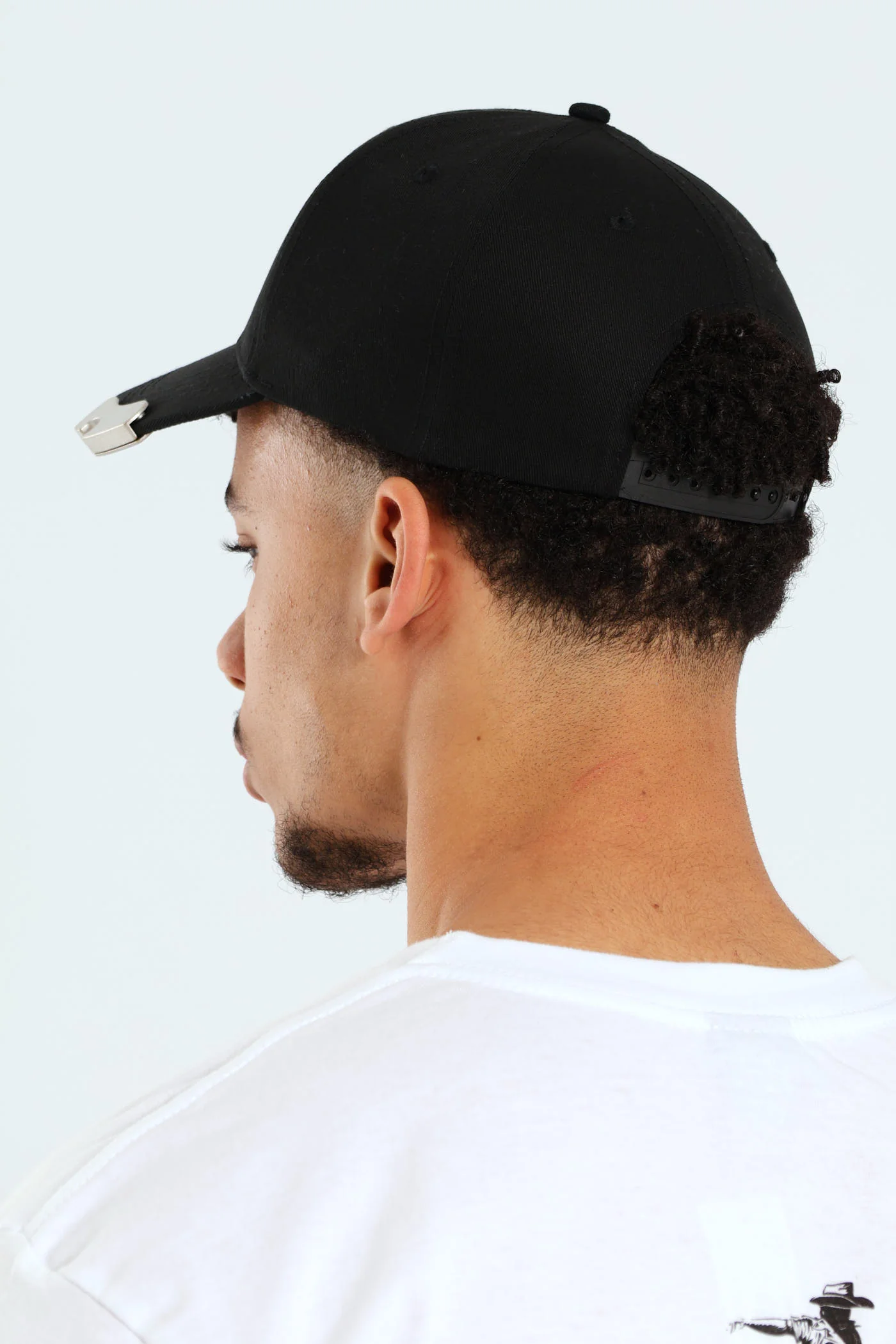 Metal Beer Opener Cap - Black - Image 4