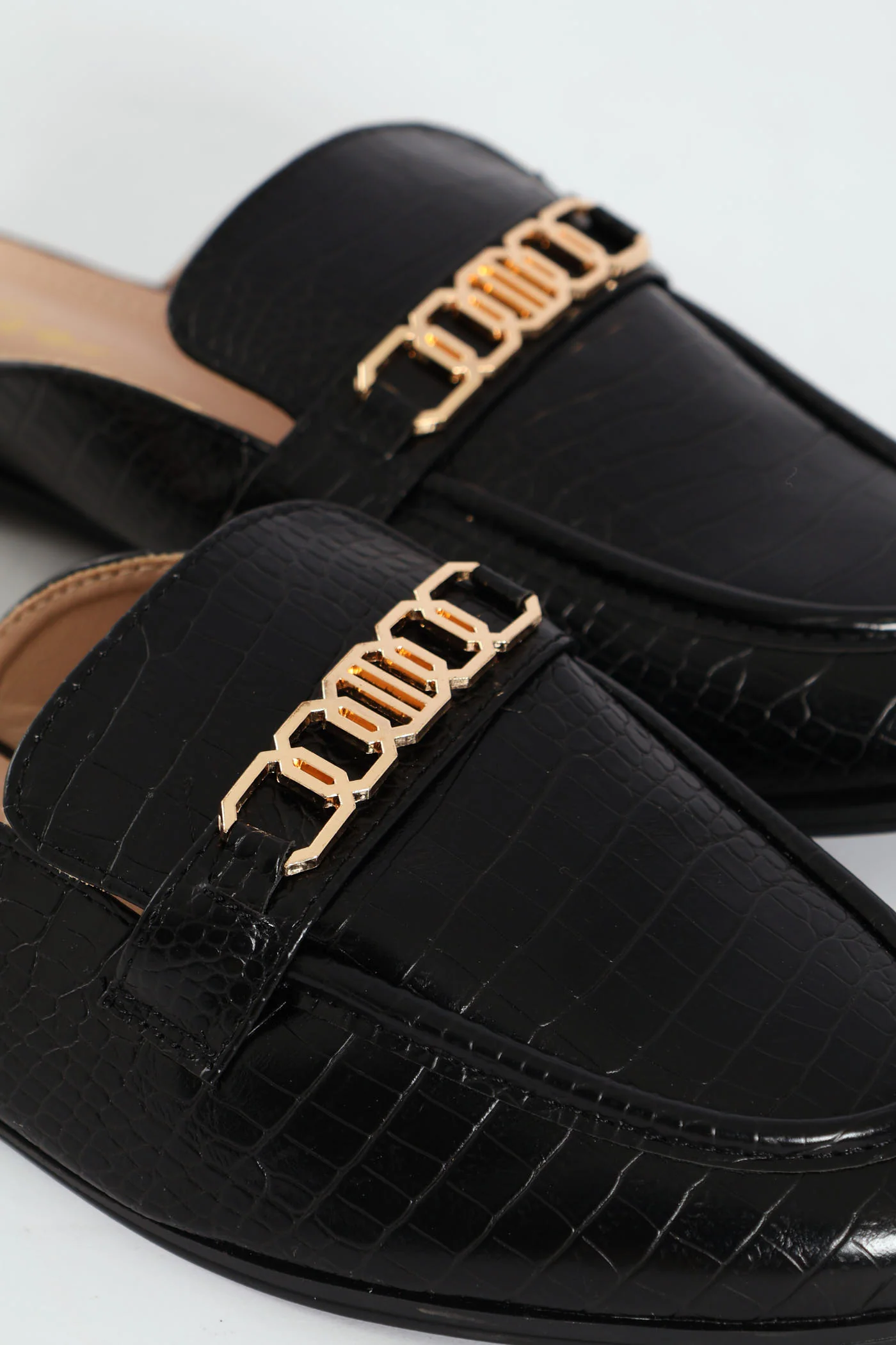 Metal Chain Push In Mule - Black - Image 2
