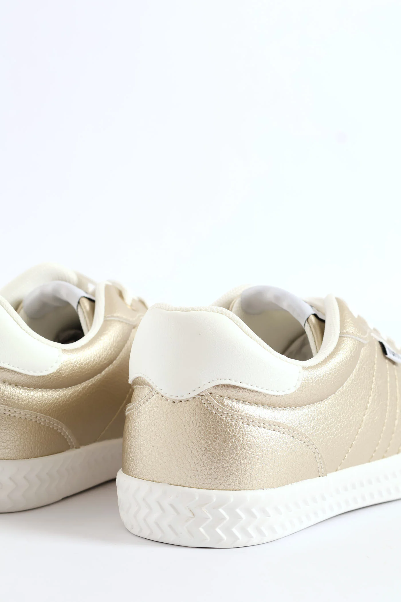 Metallic Sneaker - Gold - Image 6
