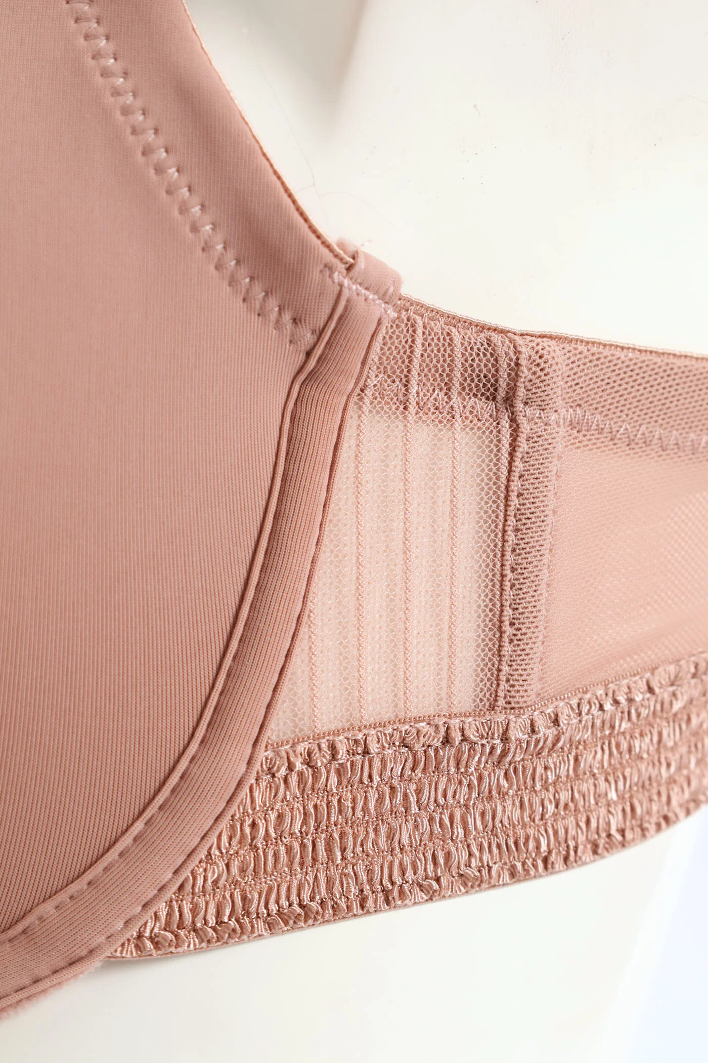 Microfibre & Lace Non-Padded Plunge Bra - Blush - Image 2