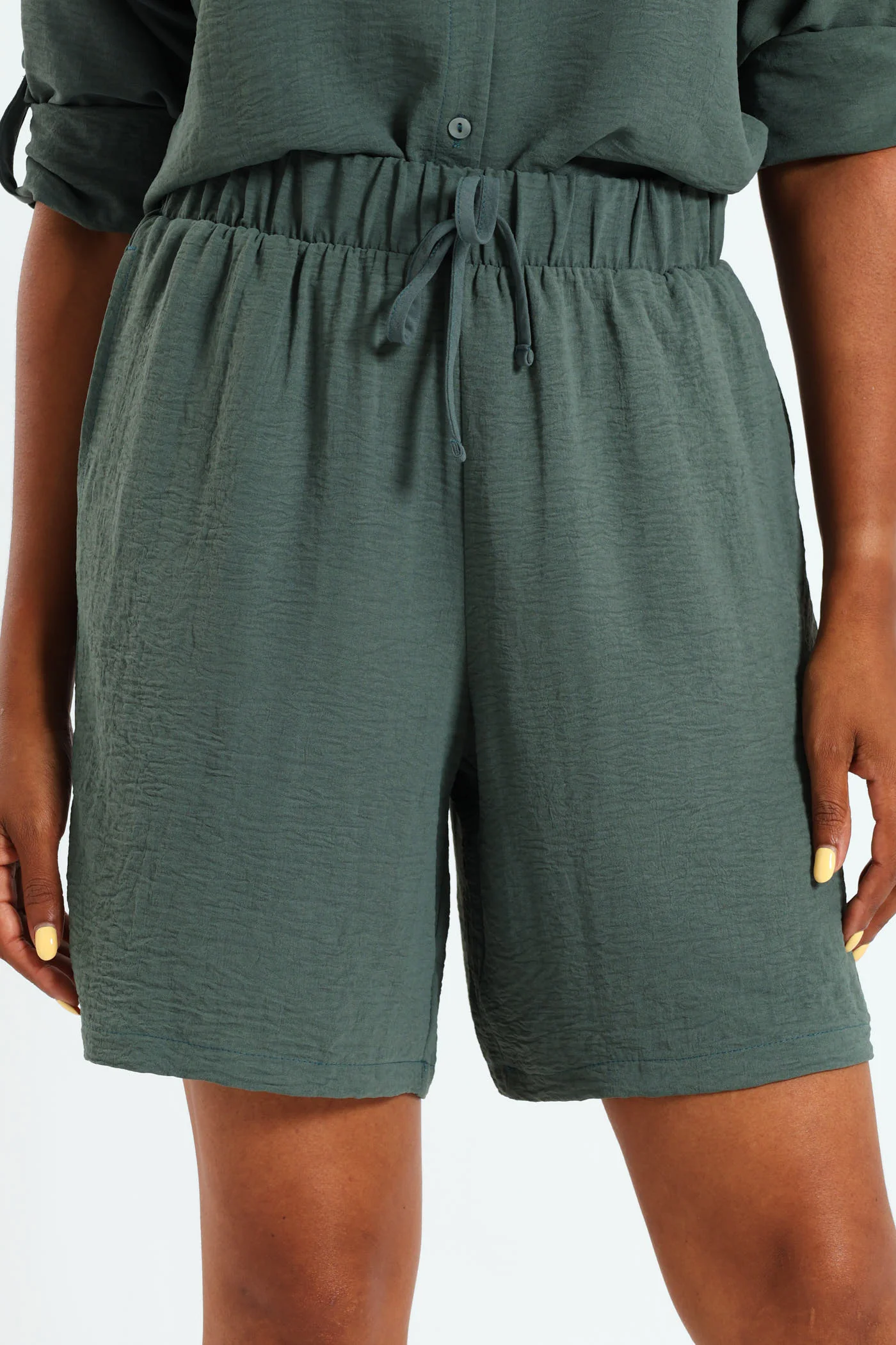 Mid Thigh Elasticated Shorts - Forest Green - Image 2