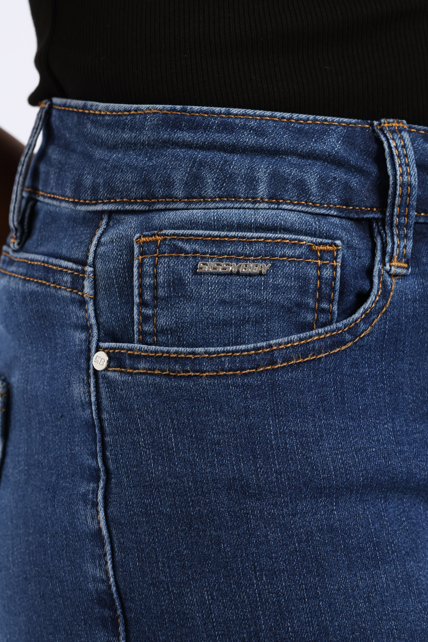 Mid Waist Capri Denim With Side Seam Slit & Back Pocket - Mid Blue - Image 11