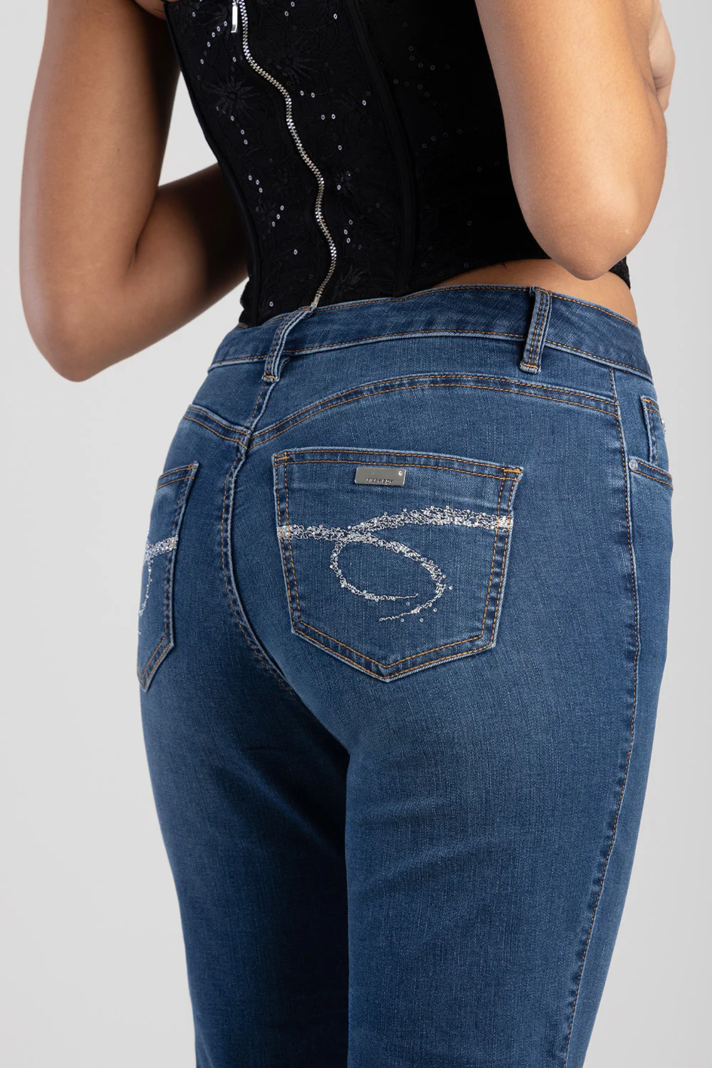 Mid Waist Capri Denim With Side Seam Slit & Back Pocket - Mid Blue - Image 2