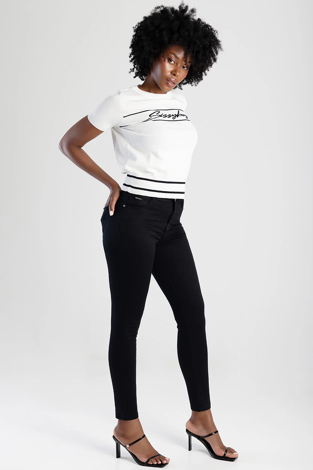 Mid-Waist Skinny Jean - Black - Image 7