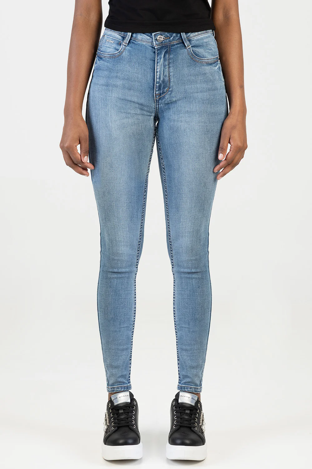 Mila Rose Mid Waist Back Pocket Embroidery Skinny Denim - Light Wash - Image 2