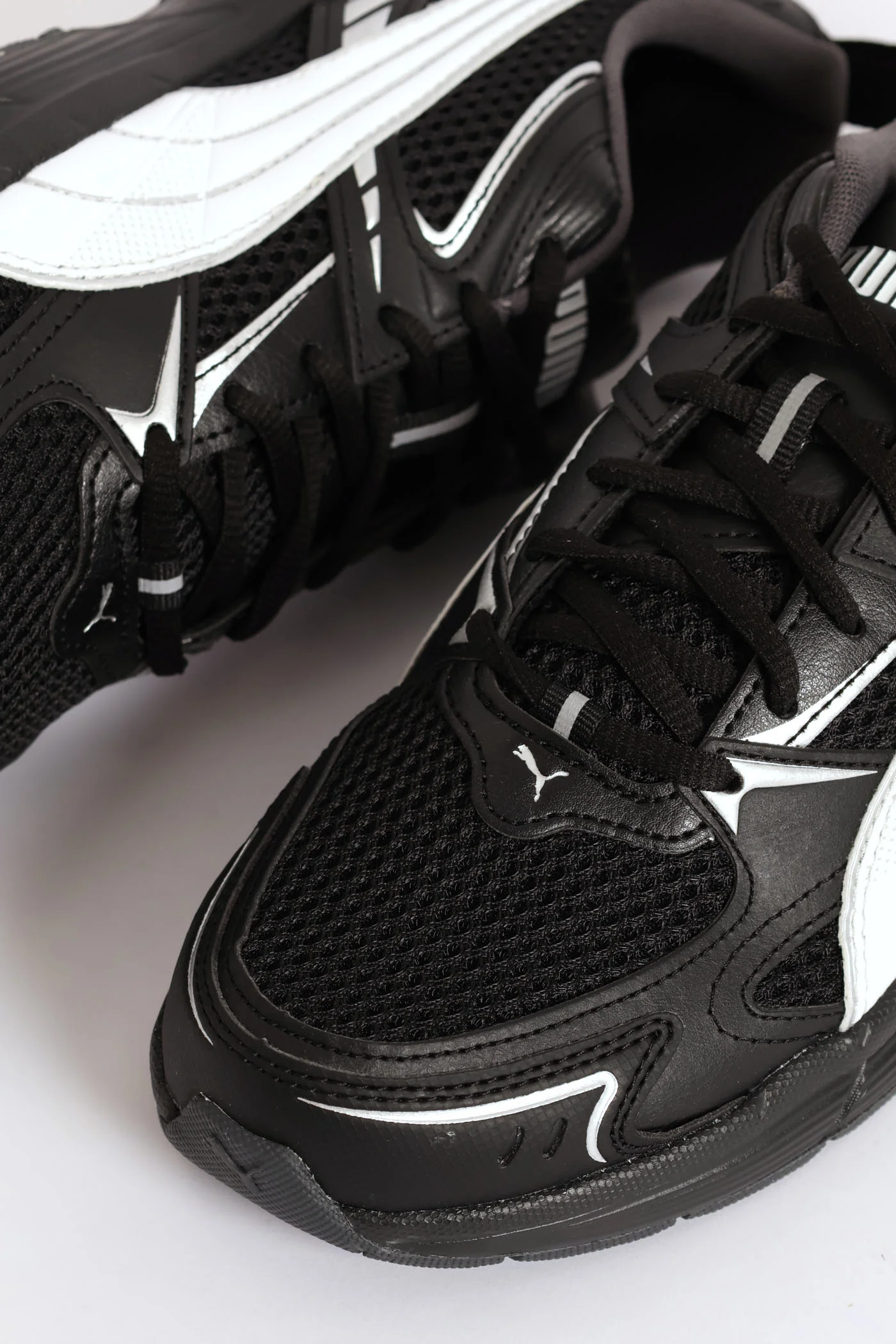 Milenio Tech 2000 Sneaker - Black/White - Image 8
