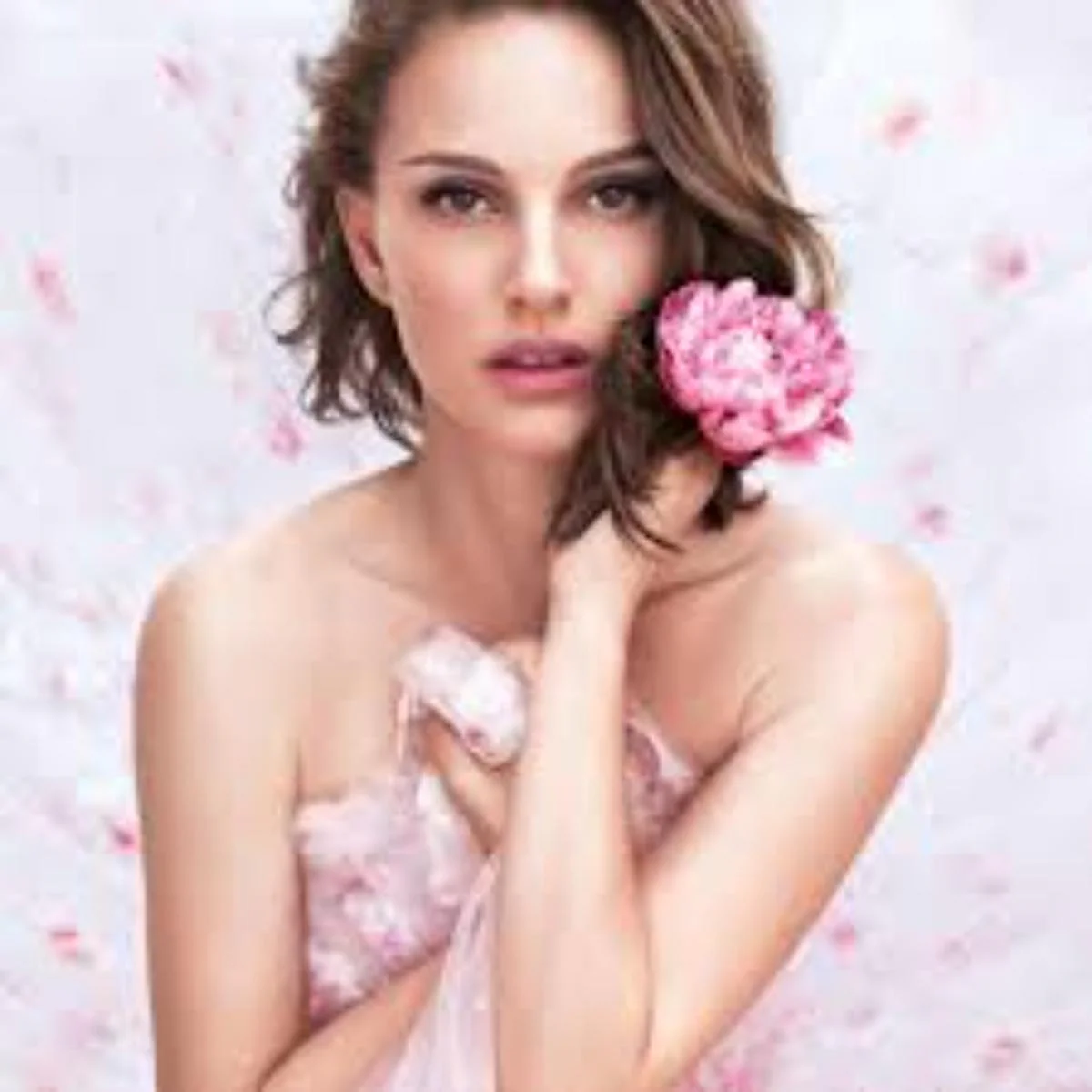 Miss Dior Purifying Rose Gel for Hands - Image 3