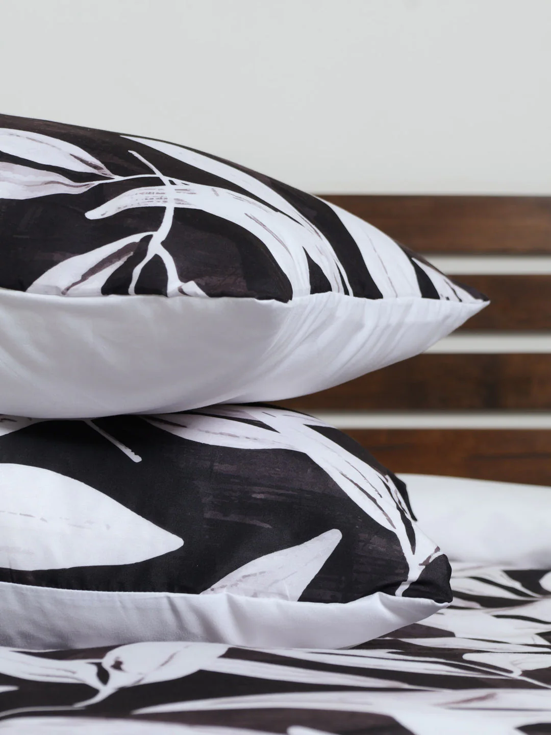 Mono Geo Floral Duvet Cover - Charcoal - Image 3