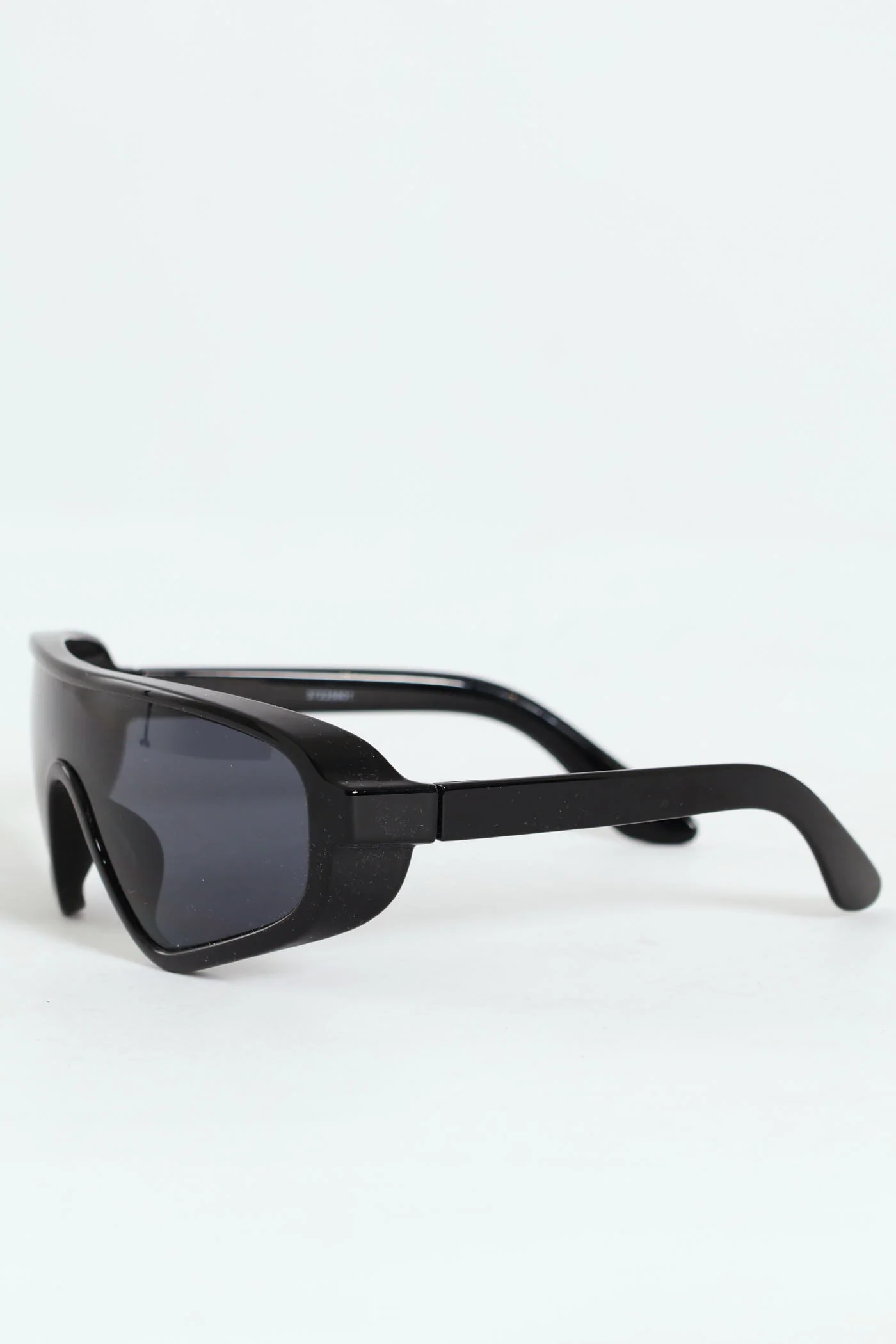 Mono Lens Sport Sunglasses - Black - Image 2
