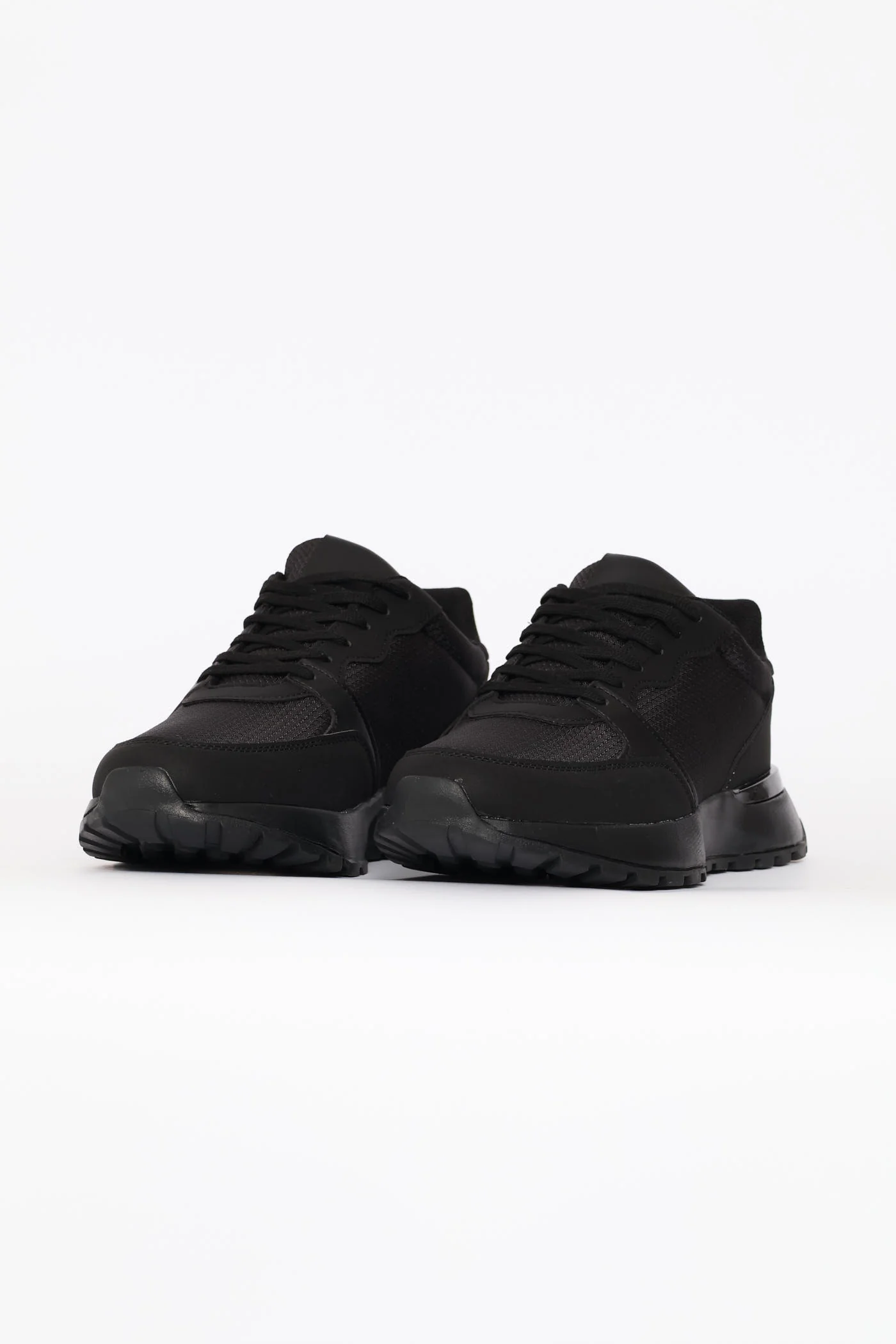 Mono Retro Trainer - Black - Image 6