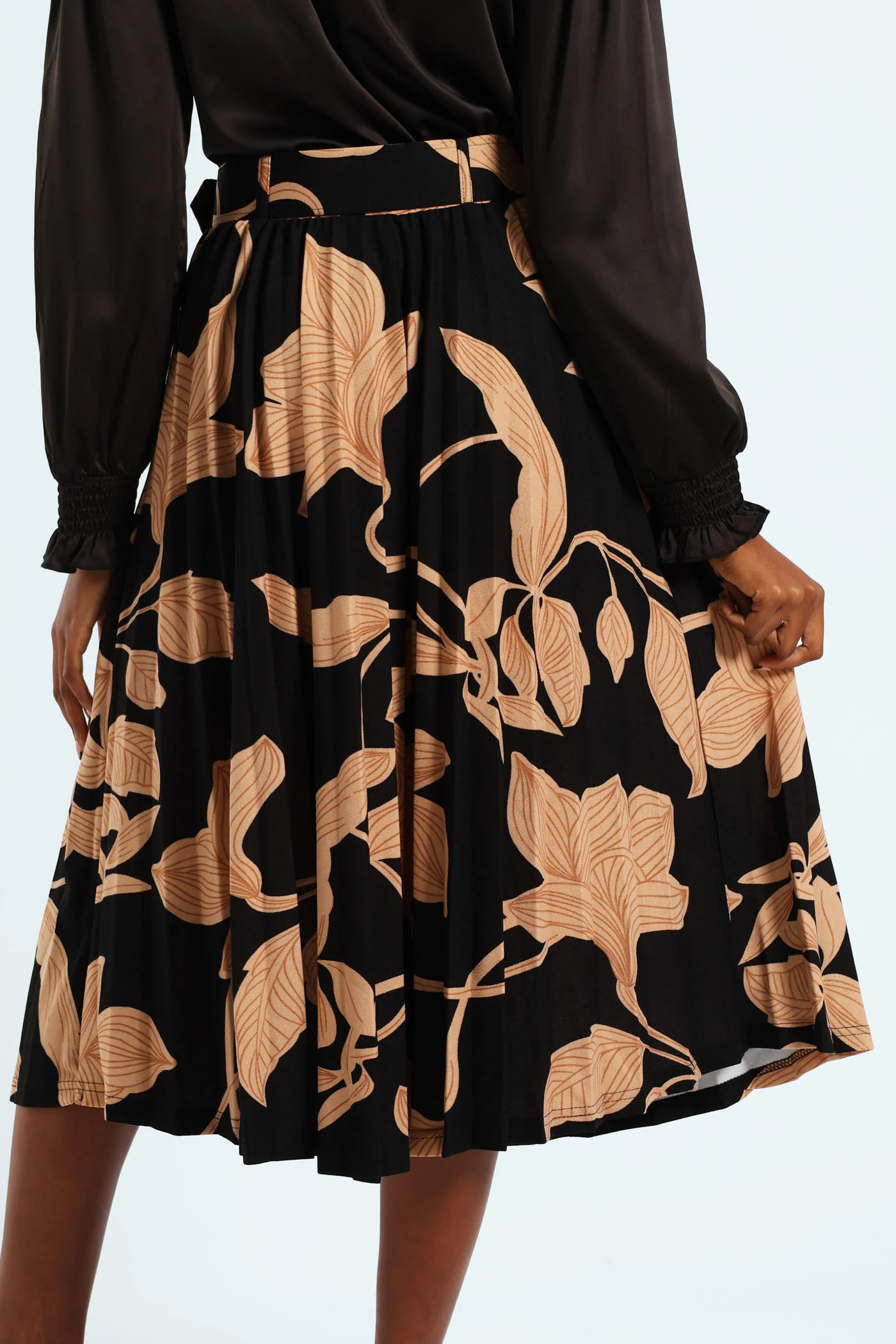 Monochrome Pleated Midi Skirt - Black/Tan - Image 3