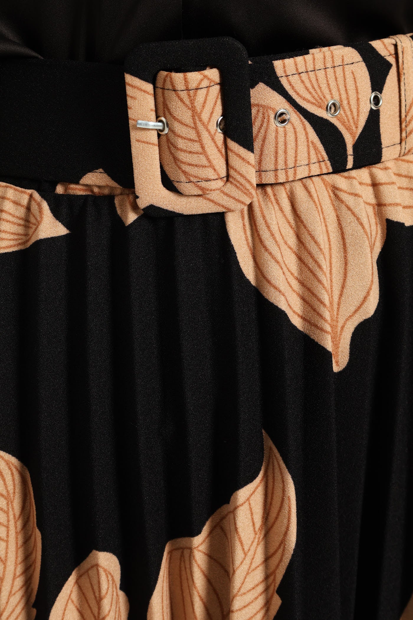 Monochrome Pleated Midi Skirt - Black/Tan - Image 5