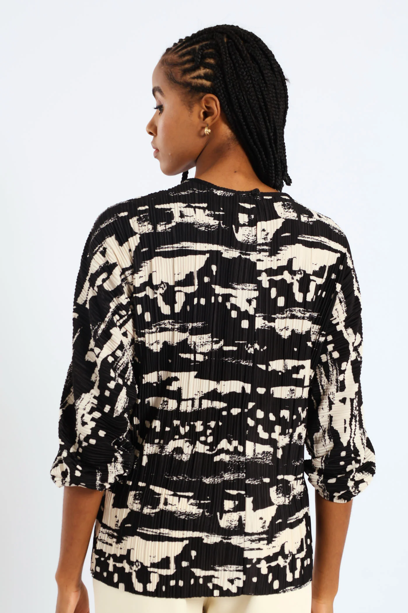 Monochrome Plisse Blouse - Black - Image 3
