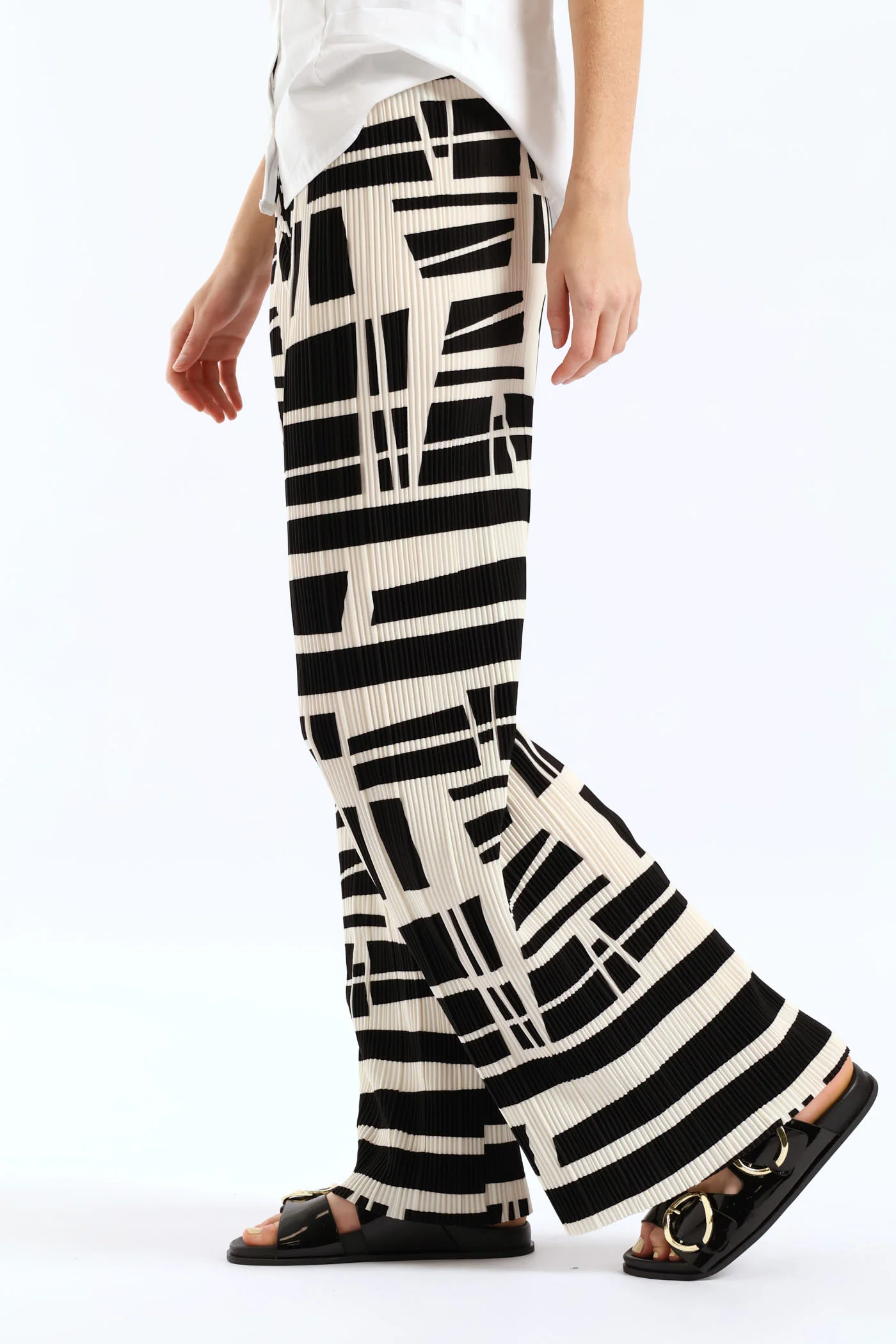 Monochrome Plisse Wide Leg Pant - Black/Cream - Image 2