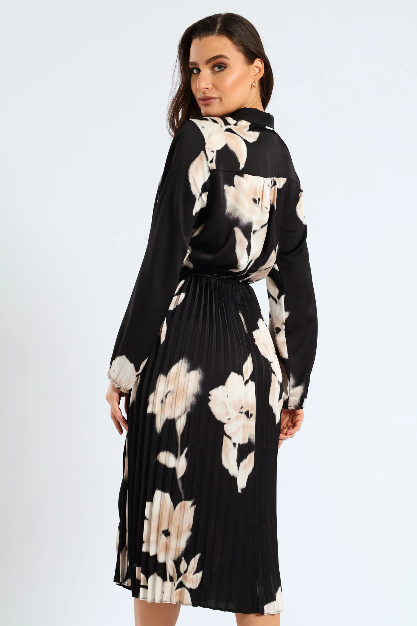 Monochrome Satin Pleated Maxi Dress - Black/Cream - Image 4