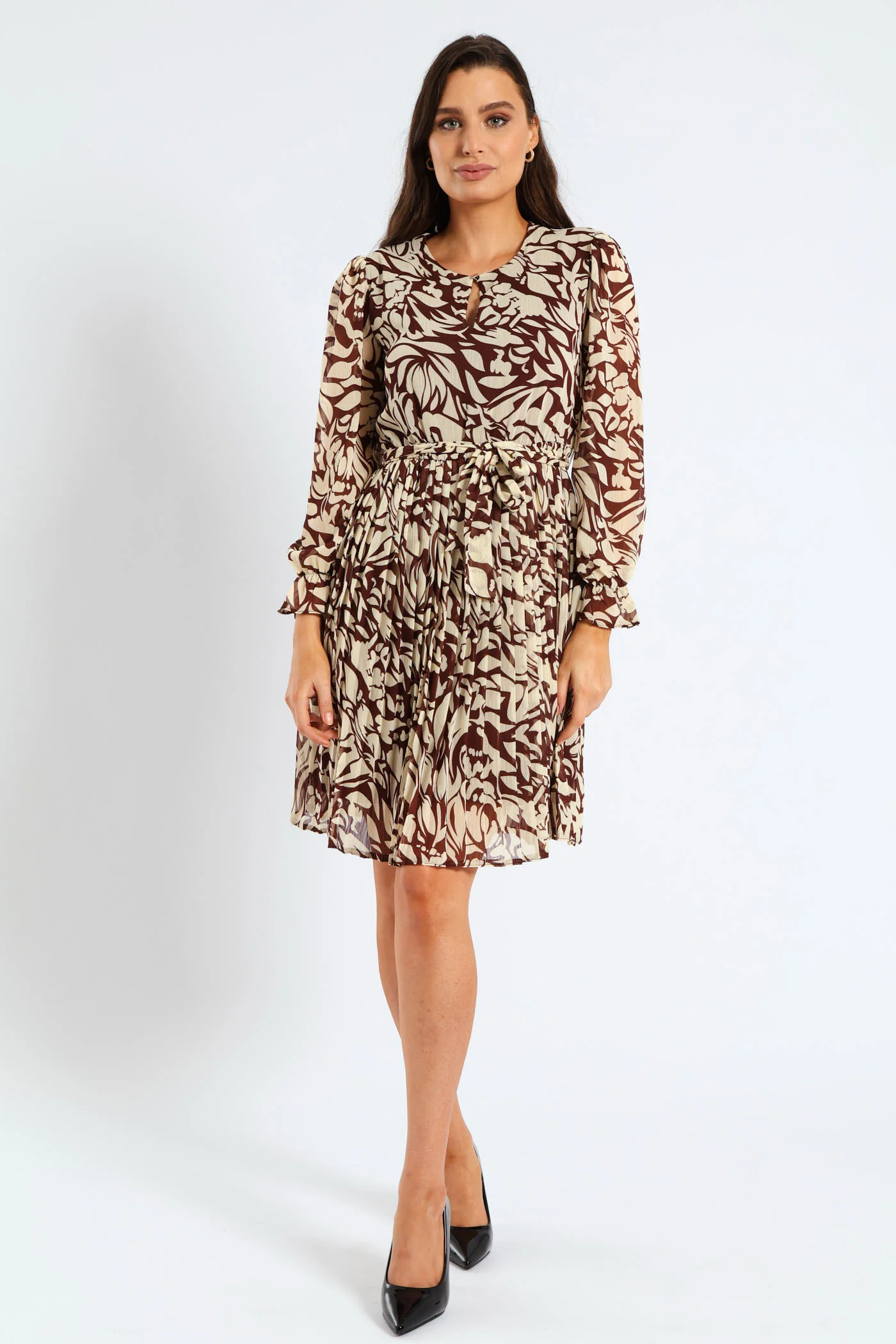Monomchrome Pleated Keyhole Tea Dress - Bitter Chocolate - Image 6