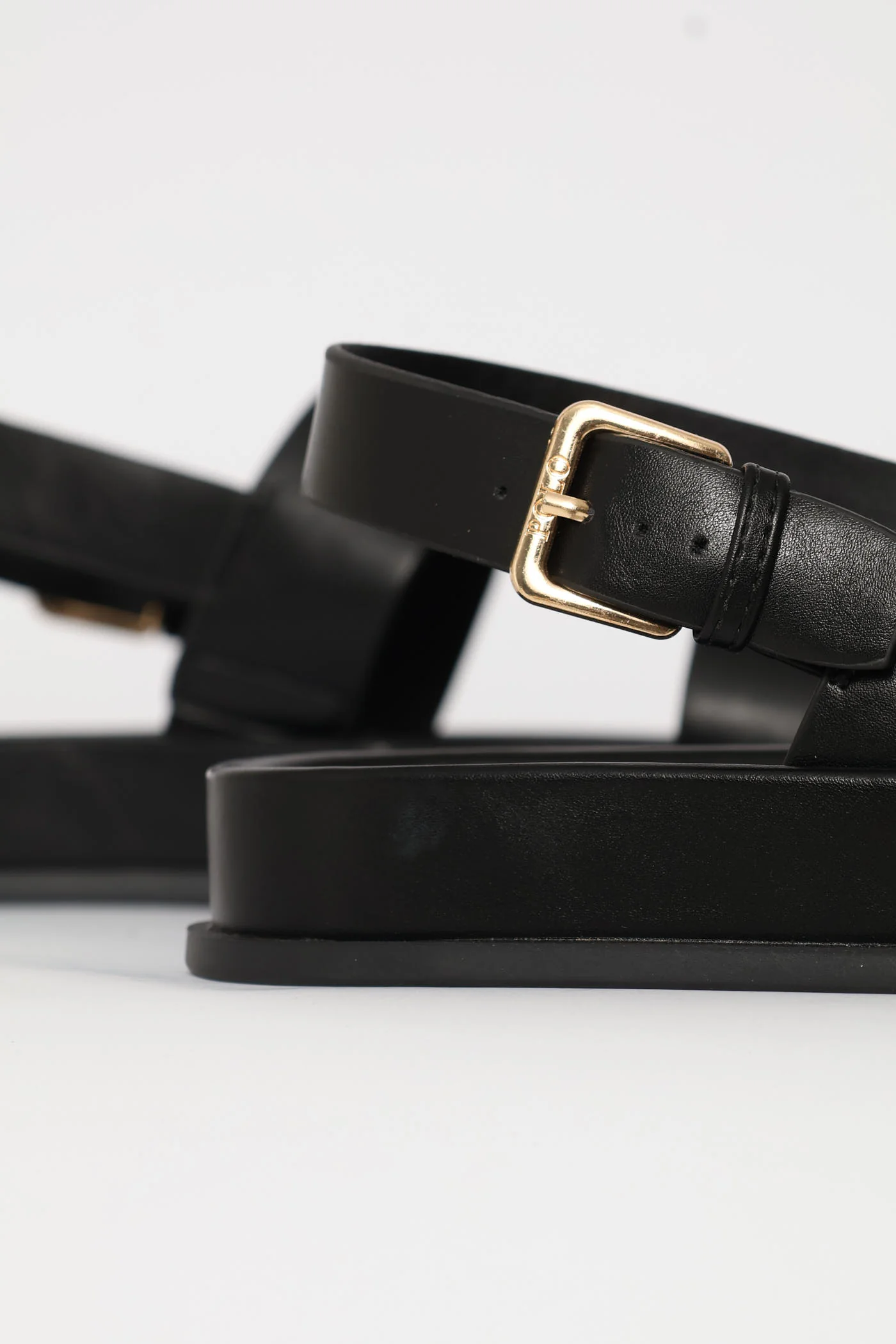 Moulded Unit Trim Sandal - Black - Image 5