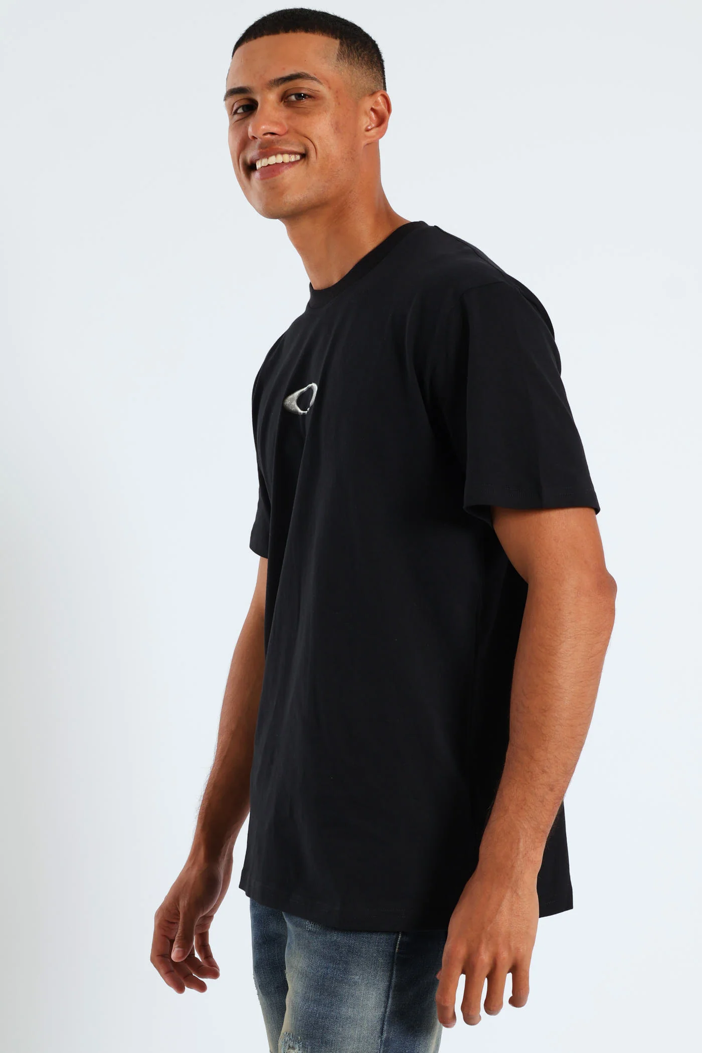 Mtl Tee - Black - Image 3