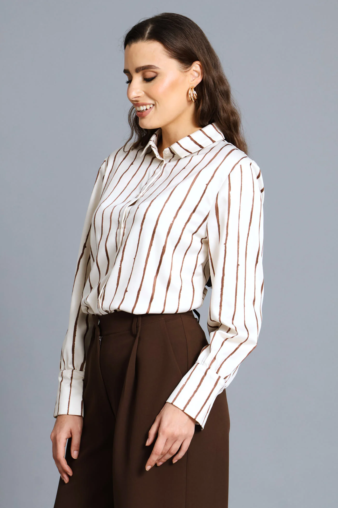 Narrow Abstract Stripe Satin Shirt - Cream - Image 4
