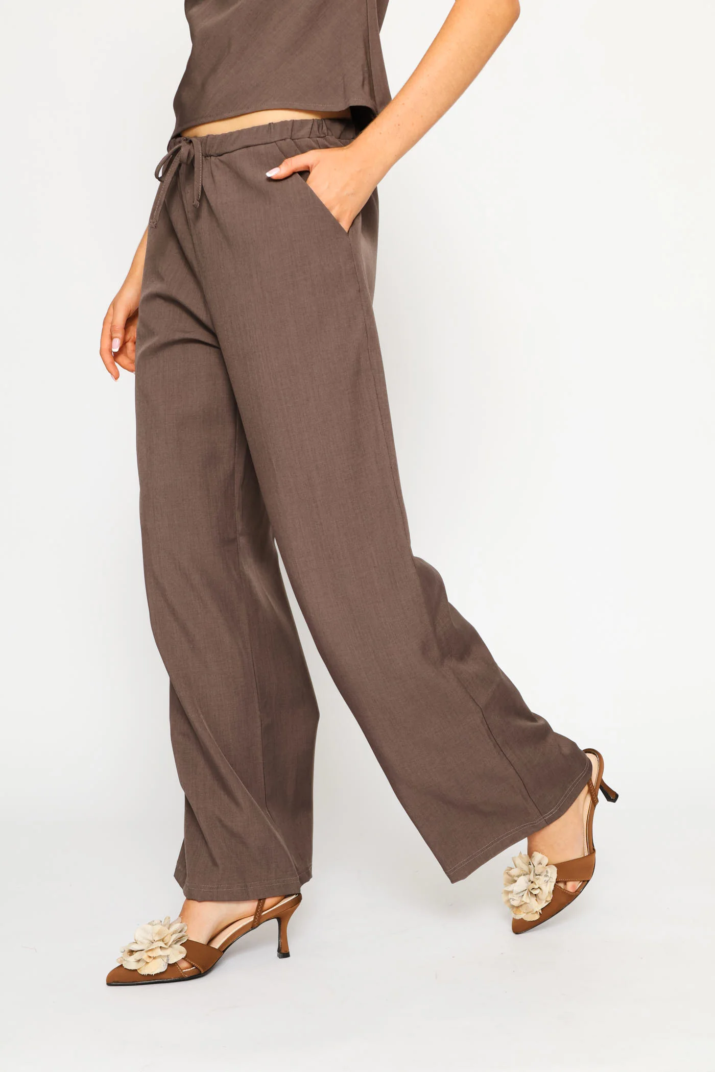Narrow Draw String Wide Leg Pant - Mocha - Image 3