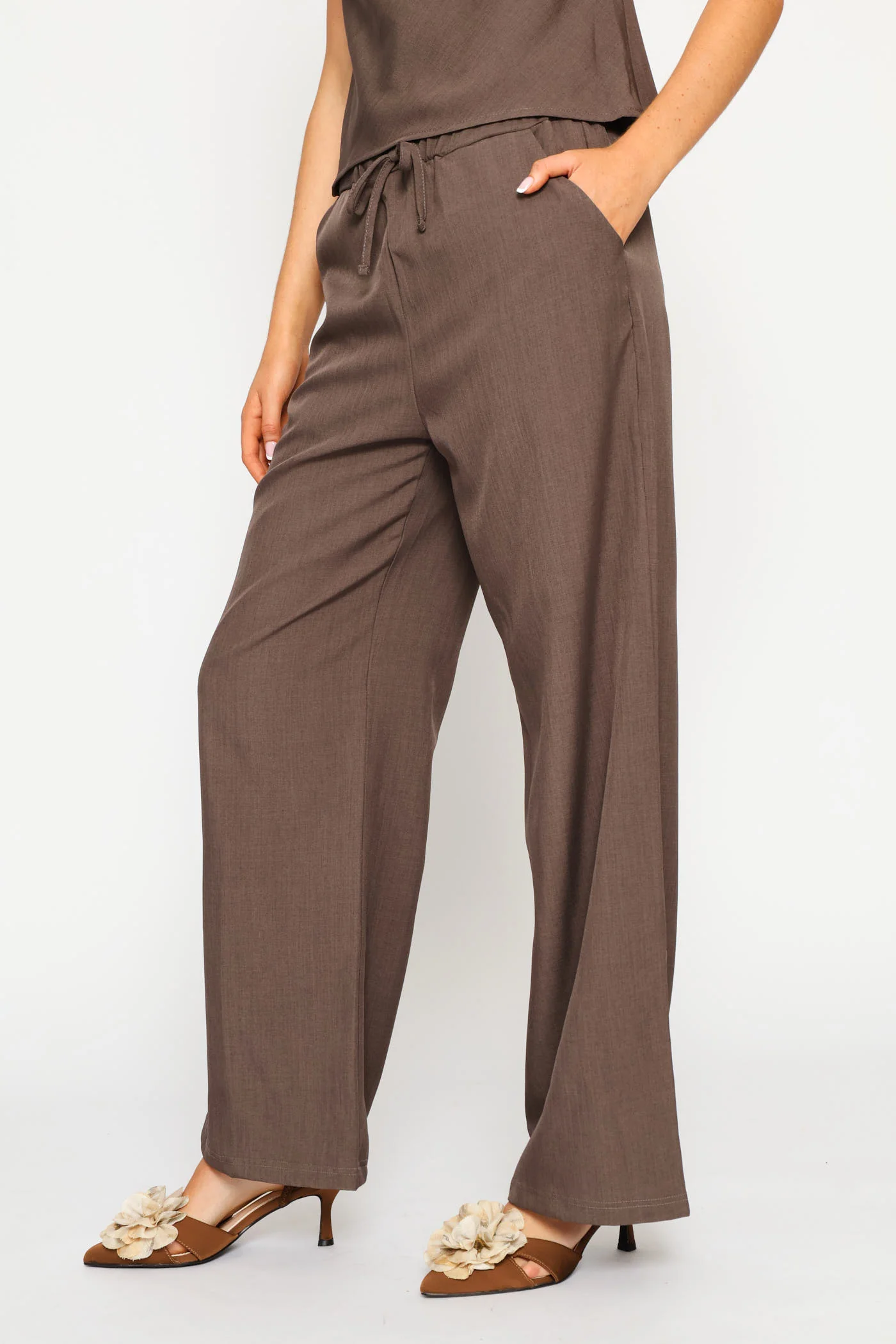 Narrow Draw String Wide Leg Pant - Mocha - Image 4
