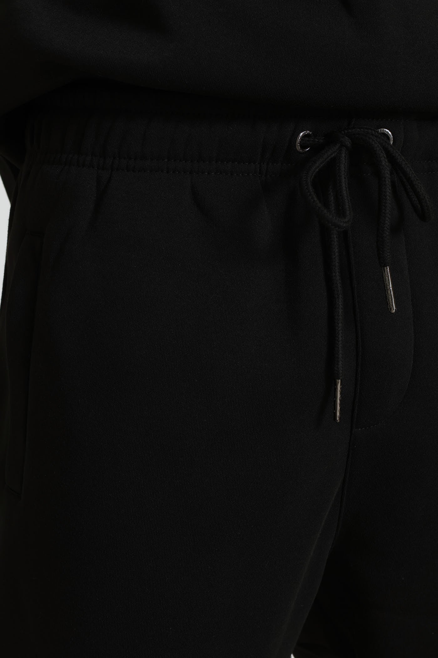 Never Out Trackpant - Black - Image 7