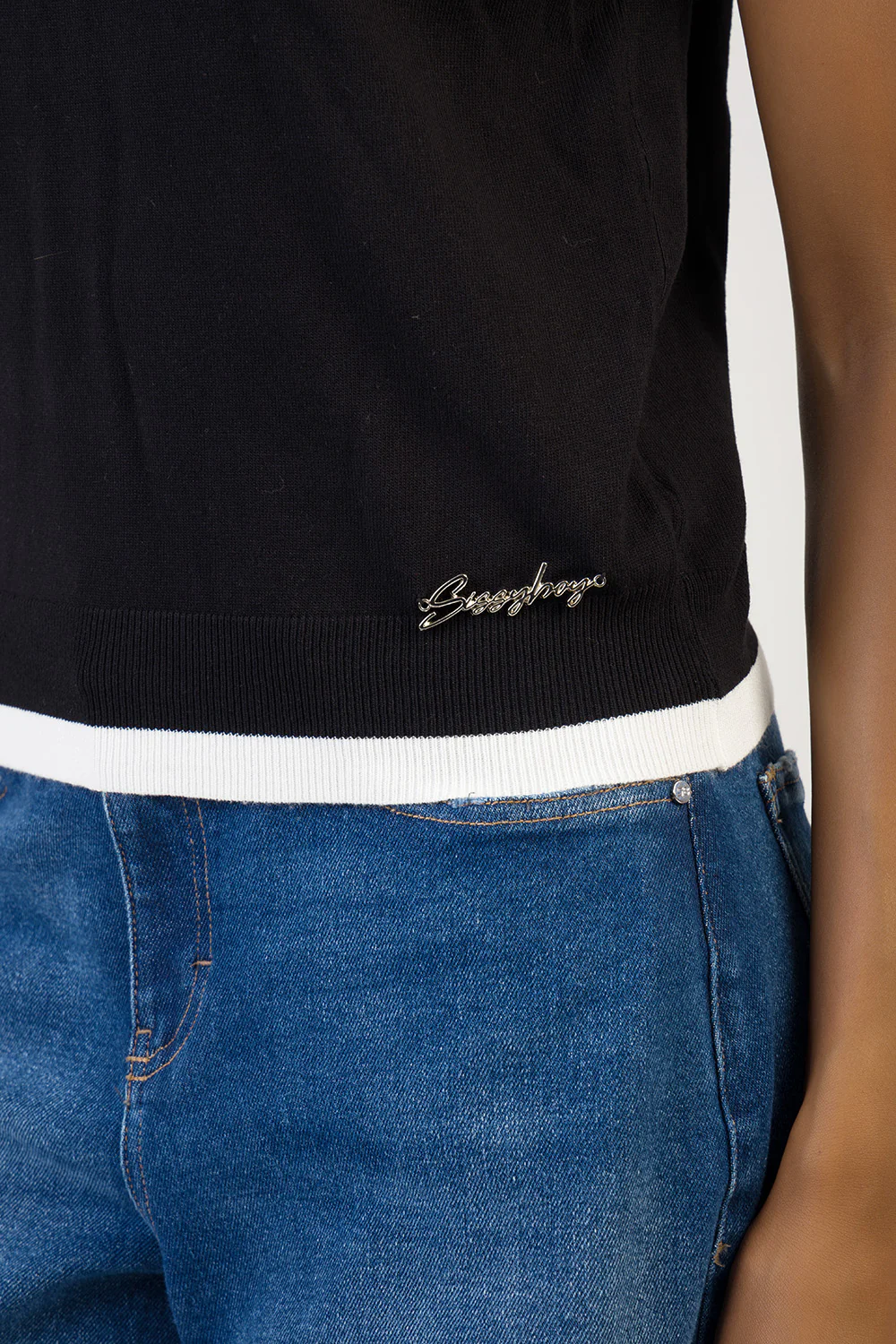 New Obsession Short Sleeve Knitwear Bling Top - Black - Image 3