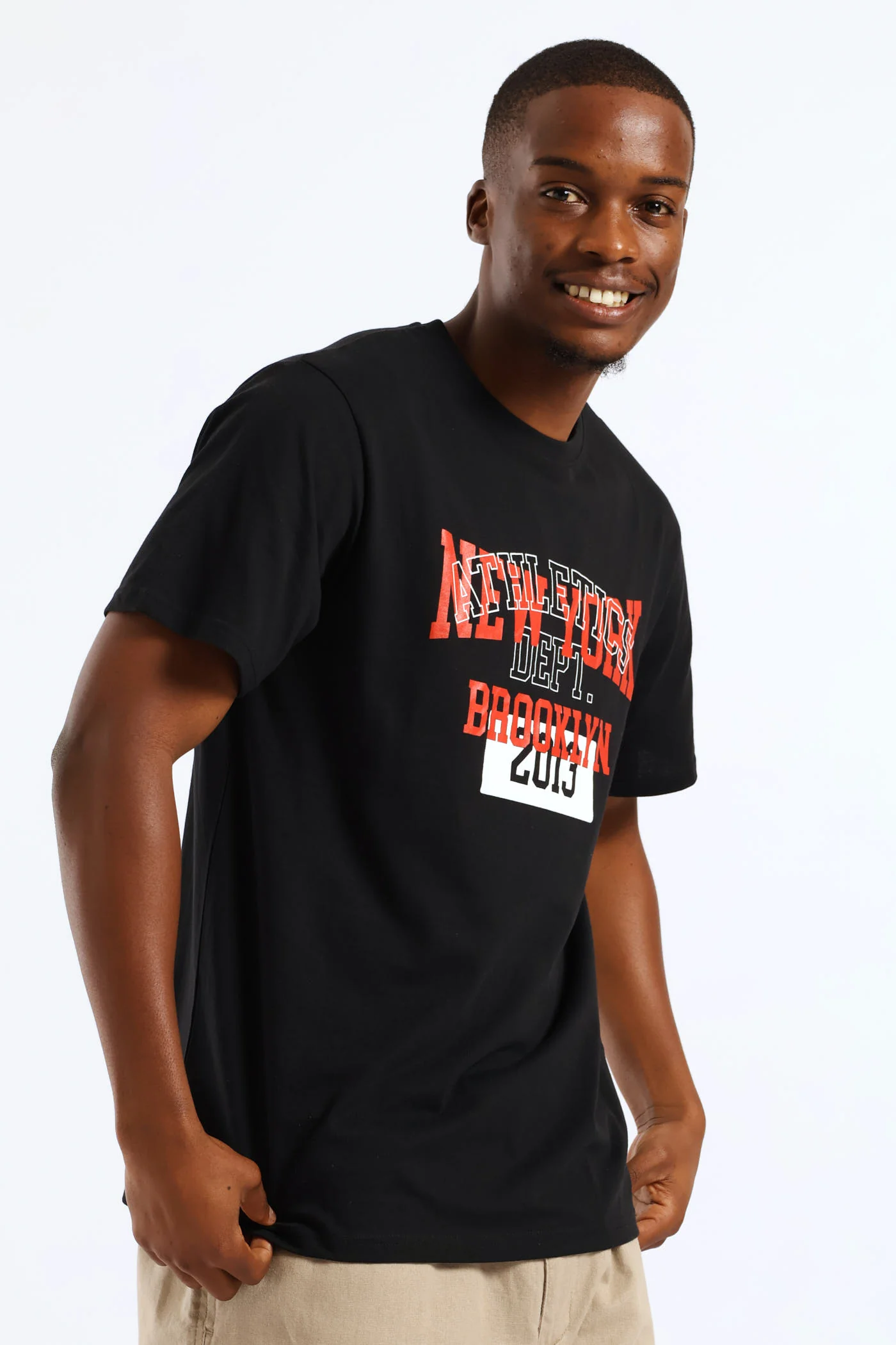 New York Basic Print Tee - Black - Image 4
