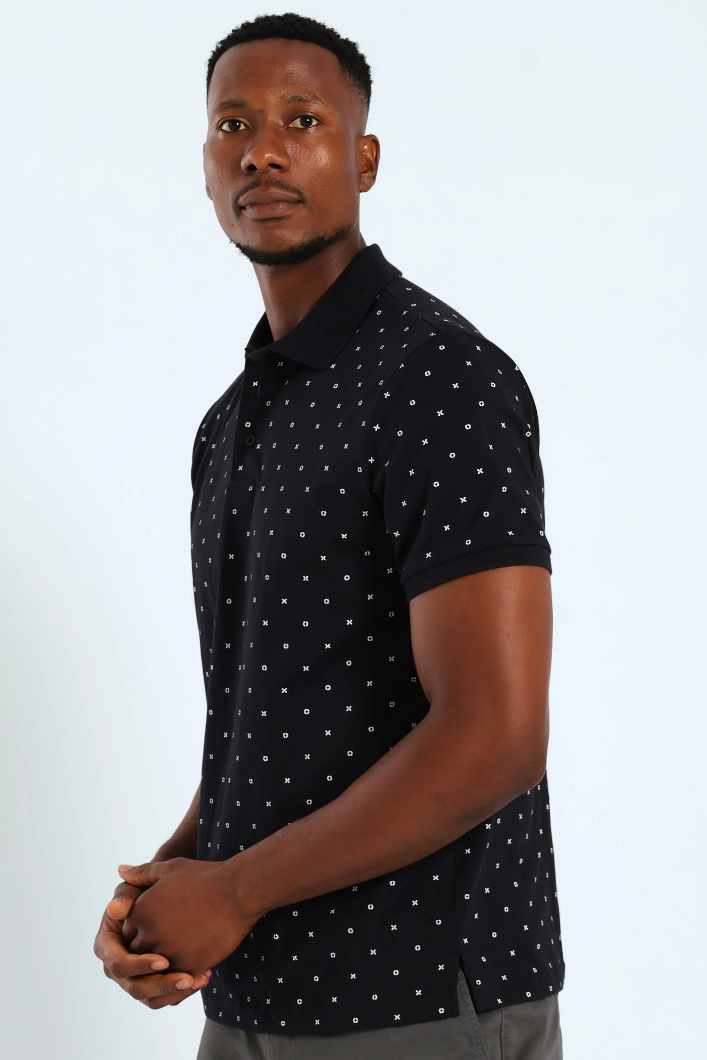 Noughts & Crosses Print Golfer - Black - Image 4