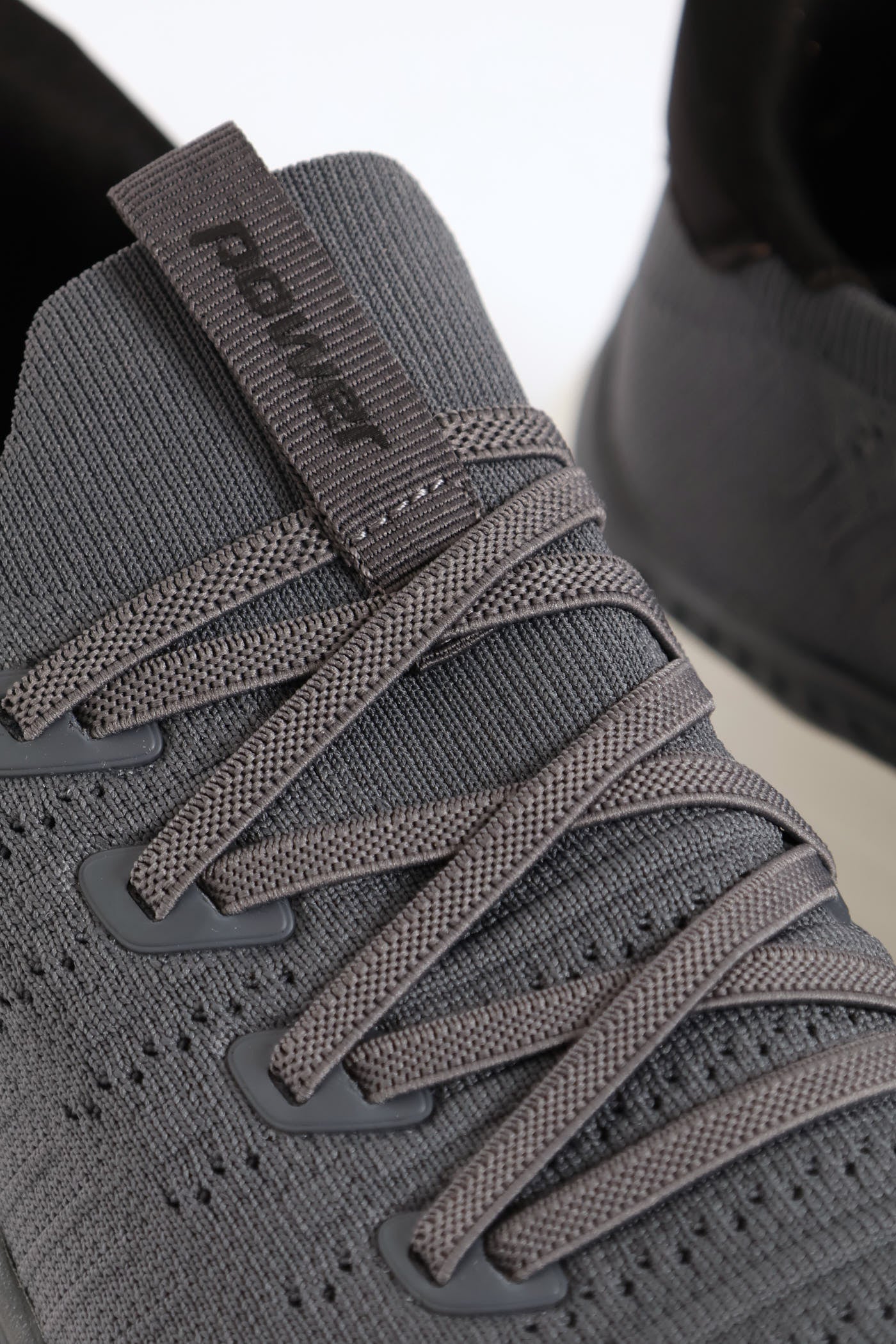 Onda Lace Up Knit Trainer - Grey - Image 6