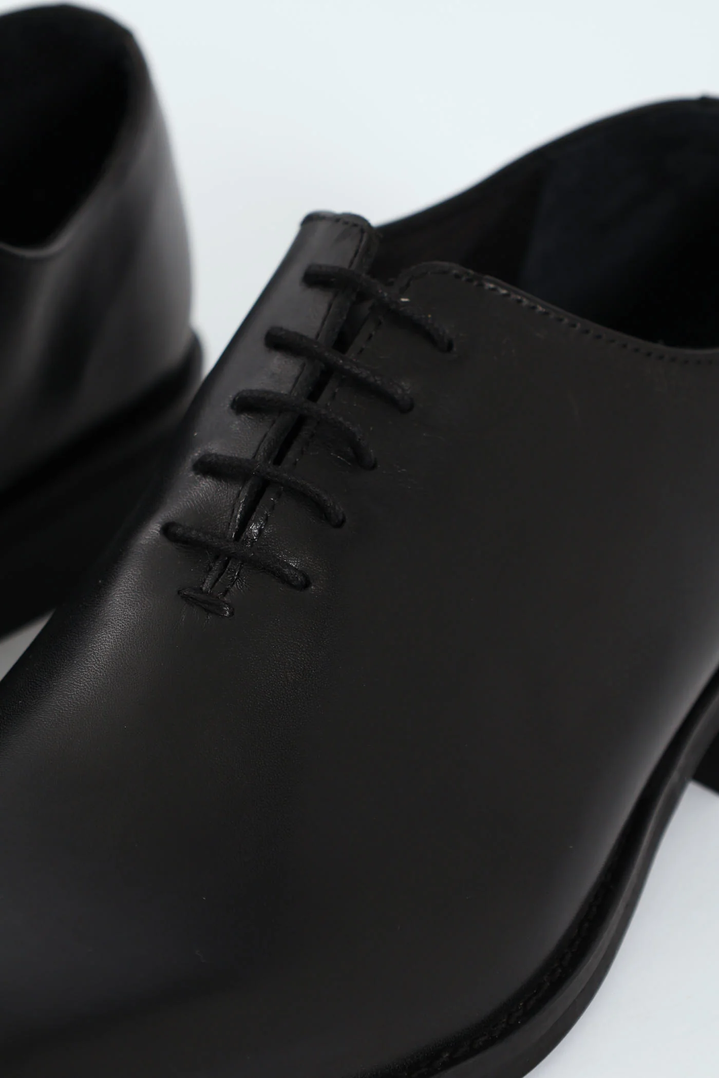 One Cut Oxford Lace Up Shoe - Black - Image 2