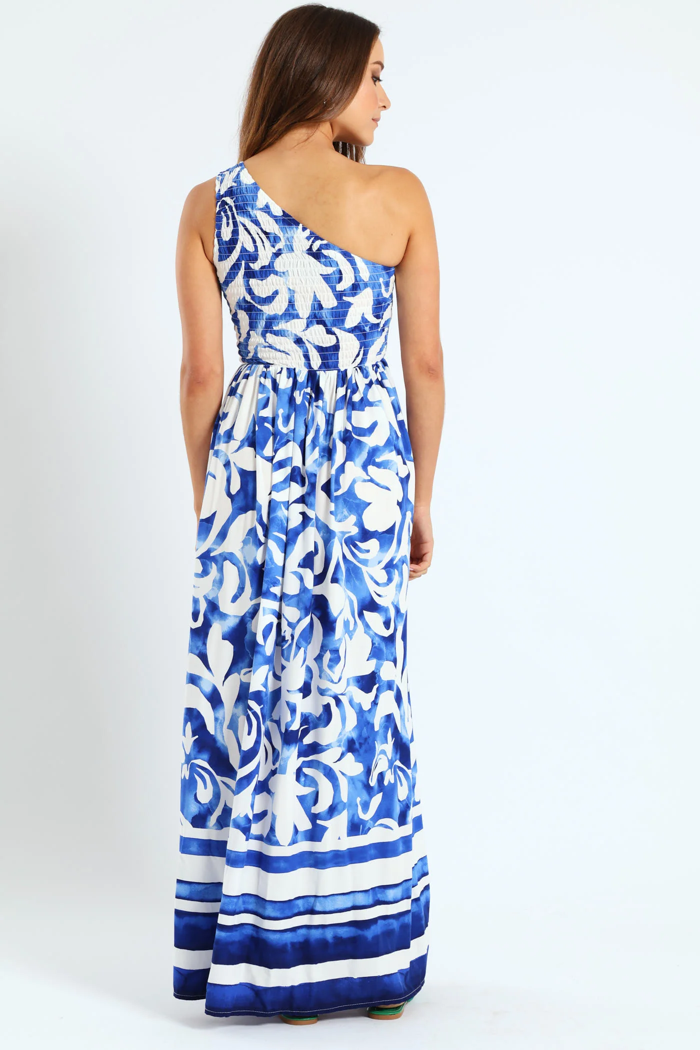 One Shoulder Shirred Bodice Floral Border Print Maxi Dress - White/Blue - Image 3