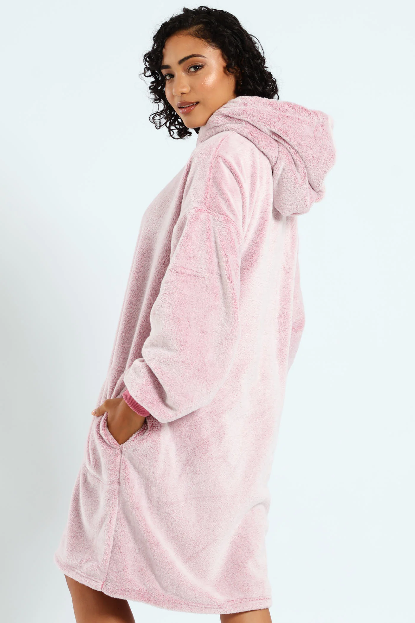 Oversize Snuggie - Pink - Image 4